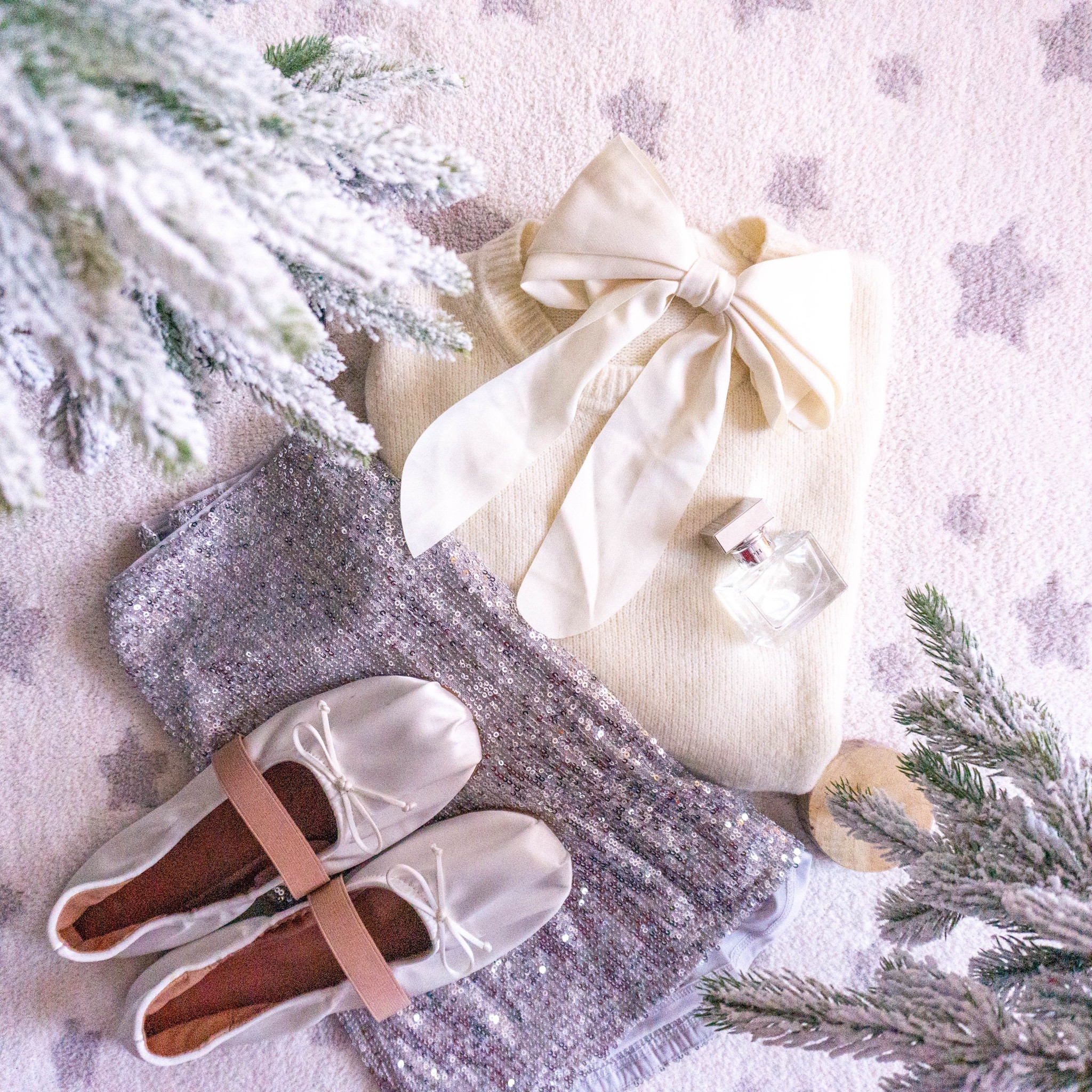 Happy New Year! 

Tonight we're celebrating with snacks-for-dinner, movies, cheap champagne and our uncanny ability to pass out asleep before midnight 😅

Cheers to 2024 🥂

P.S. Here's an outfit I might where were I cool and planning on leaving the house 

#newyear #newyearseve #nye #ootd #nyefit #nyeootd #fashion #womensfashion #winterfashion #metallics #metallicstrend #balletflats 

#LTKHoliday #LTKSeasonal #LTKfindsunder100