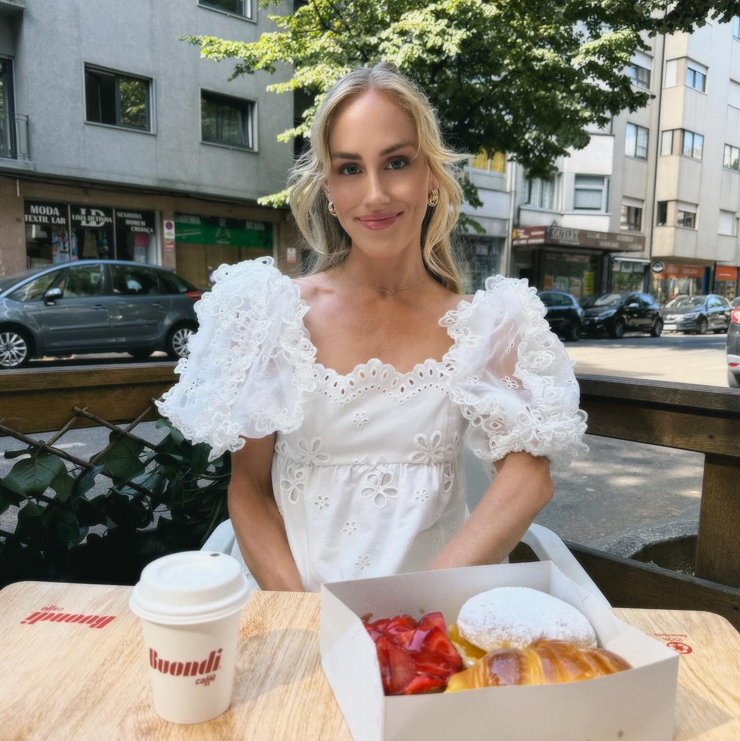 a puff shoulder and a puff pastry ♥️ obsessed with this white eyelet set—the shoulder detail is 🤌🏼

#LTKTravel