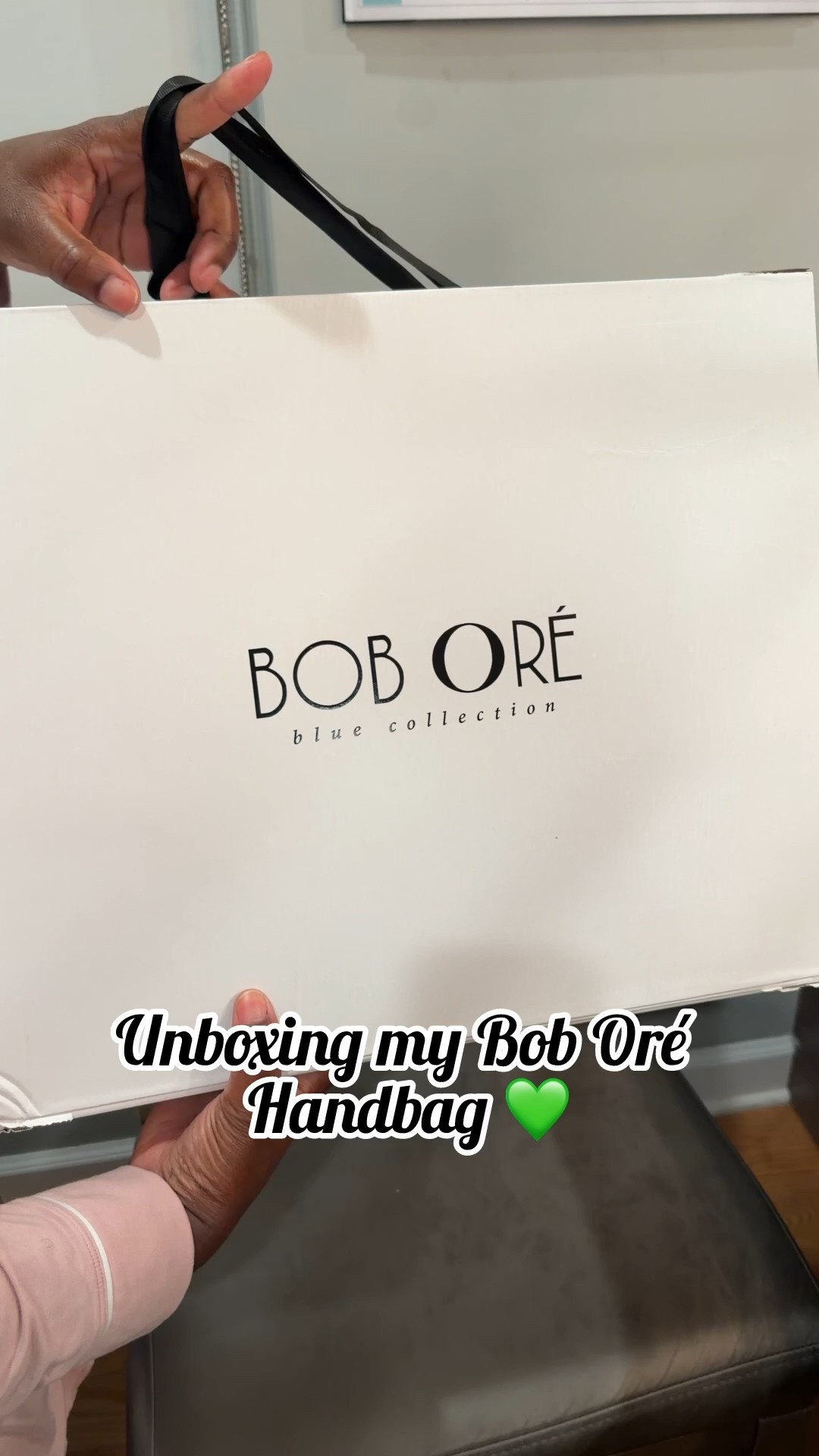 The beautiful Taylor bag from the Bob Ore’ Blue collection. This Kelly Green color is gorgeous. It comes in a variety of other colors. 

#LTKOver40