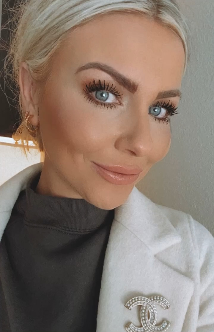 My ride or die mascara now marked down to $20!

#LTKsalealert #LTKunder50 #LTKbeauty