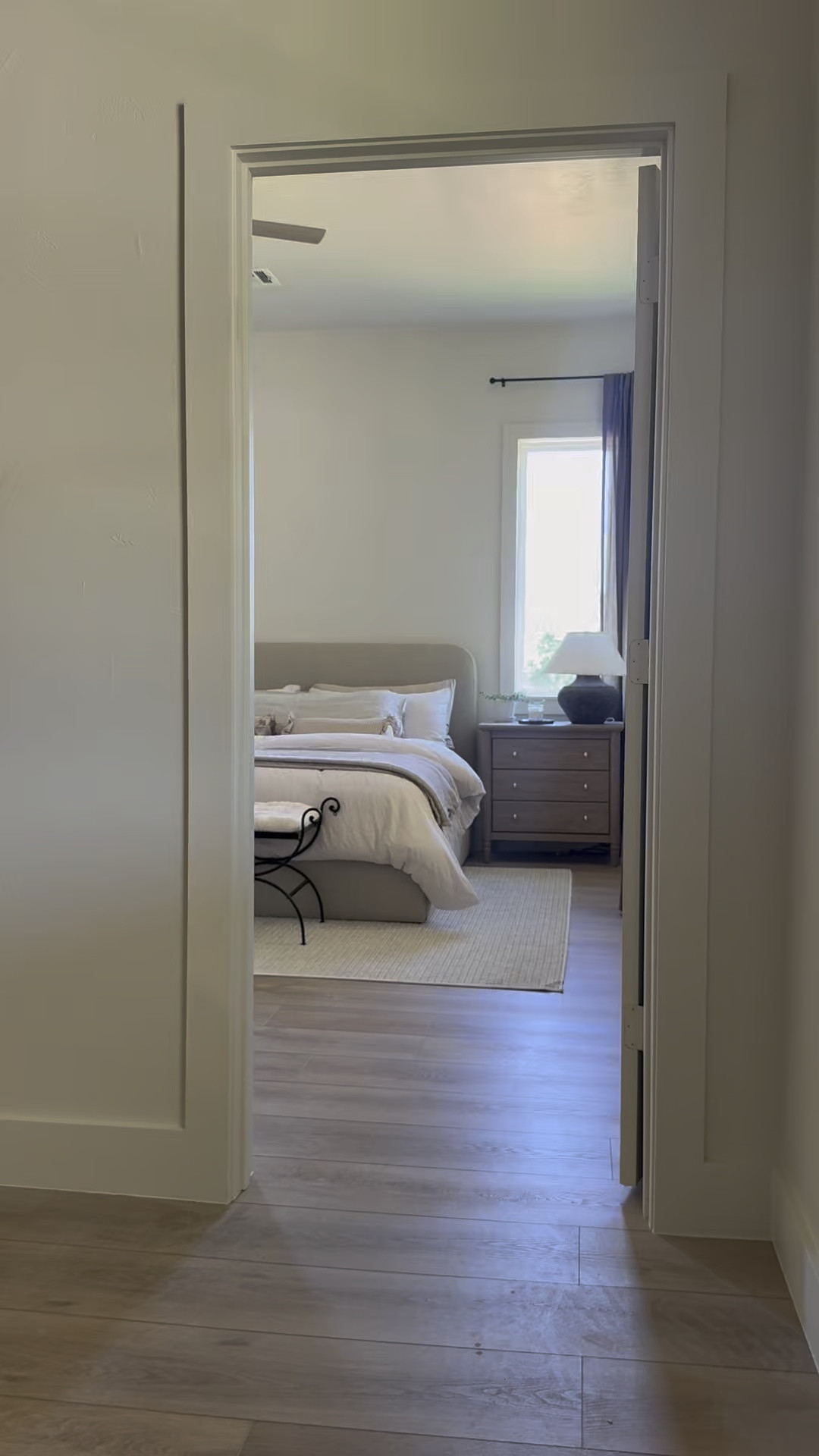 
If you are looking for a new bed frame — I have found the perfect one! @Quince   sells this 40” curved linen bed frame and it’s much more affordable than the bed in my home that I always get questions on! Shop my favorite Quince finds here. #QuincePartner


#LTKHome