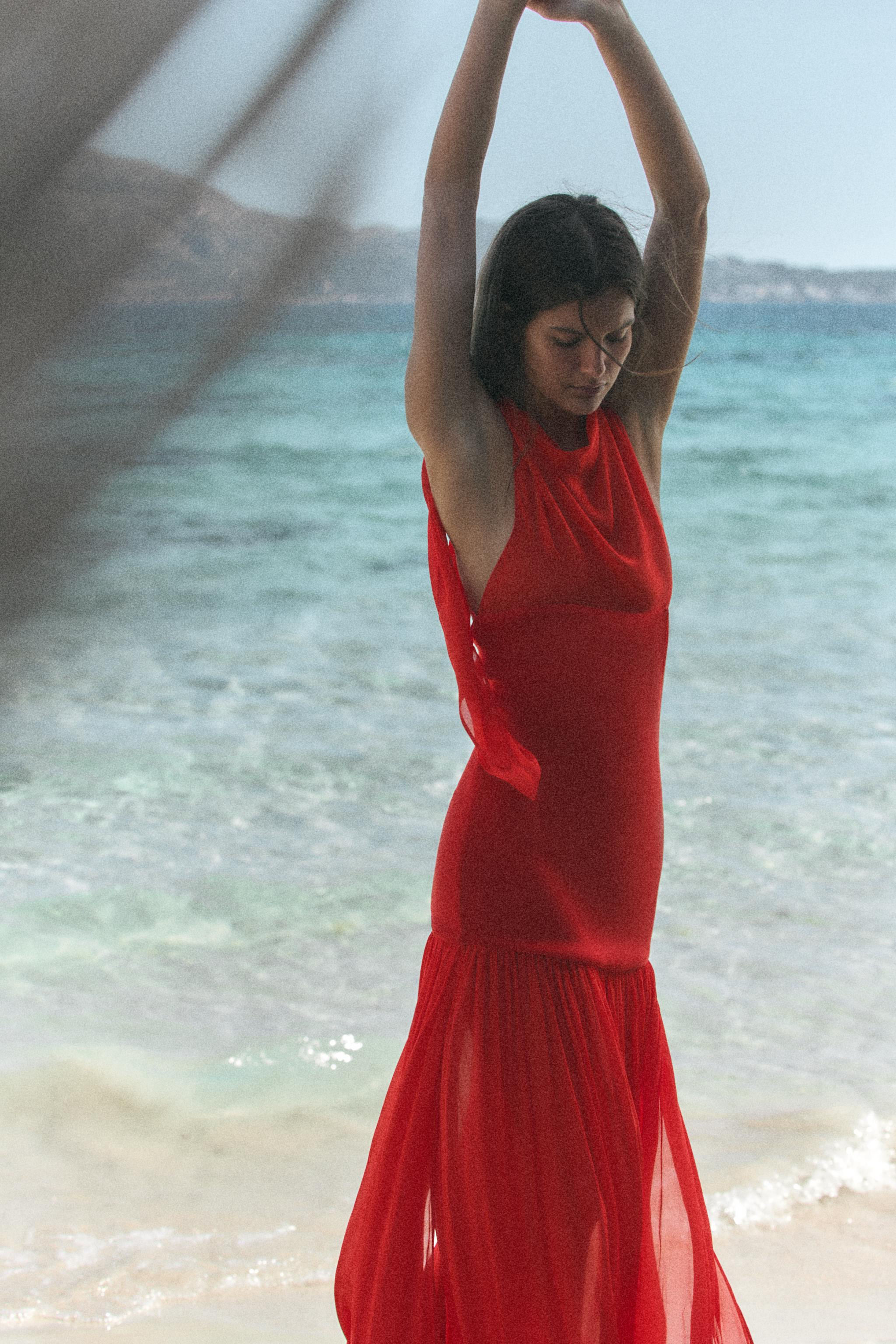 COMBINATION HALTER VOLUME DRESS | Zara US