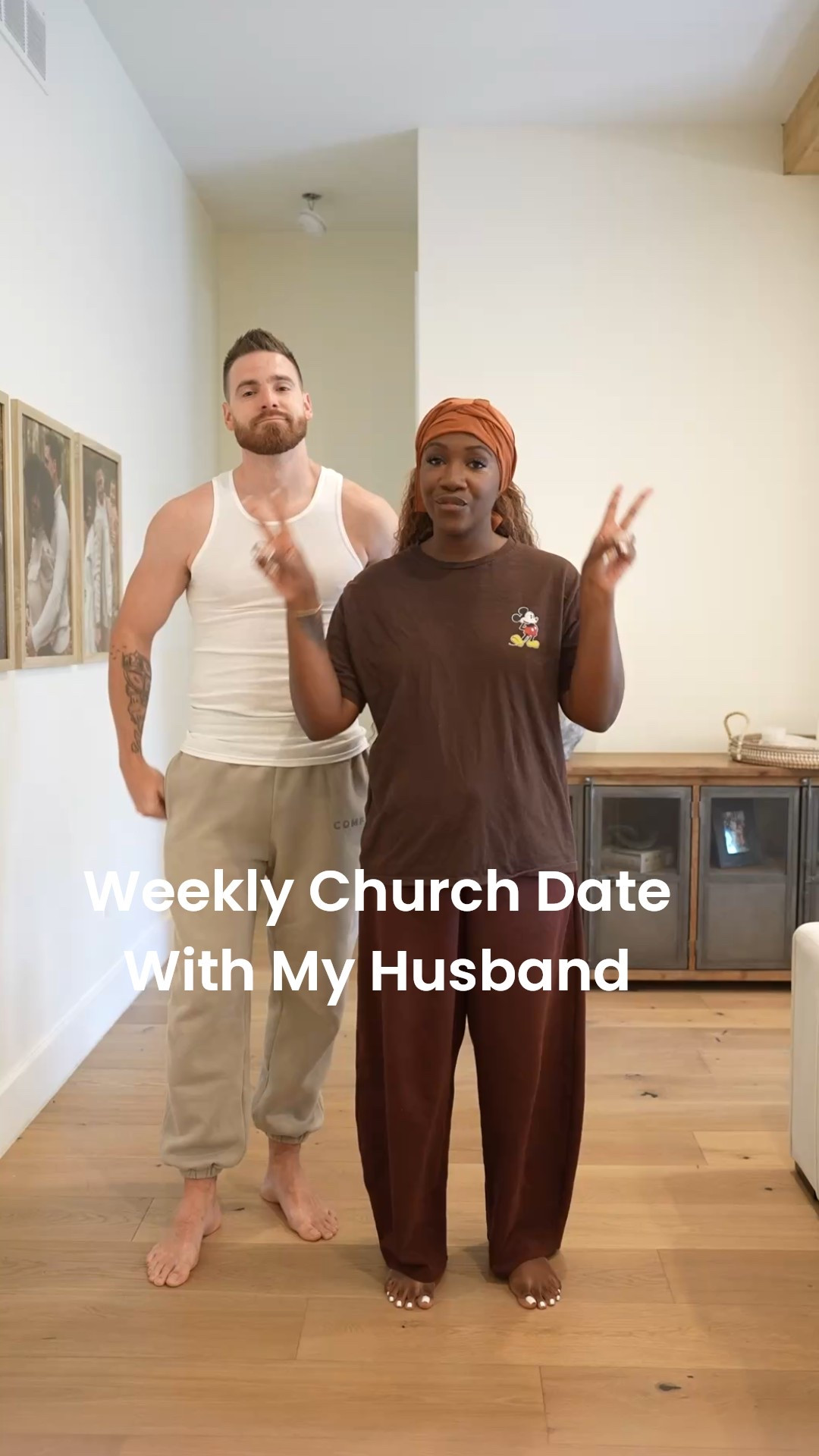 Church Fit! (RUNS SMALL) 
Women: L (top and Pants) 
Men’s : Medium (top and pants) 

#LTKMidsize #LTKSeasonal #LTKFindsUnder50