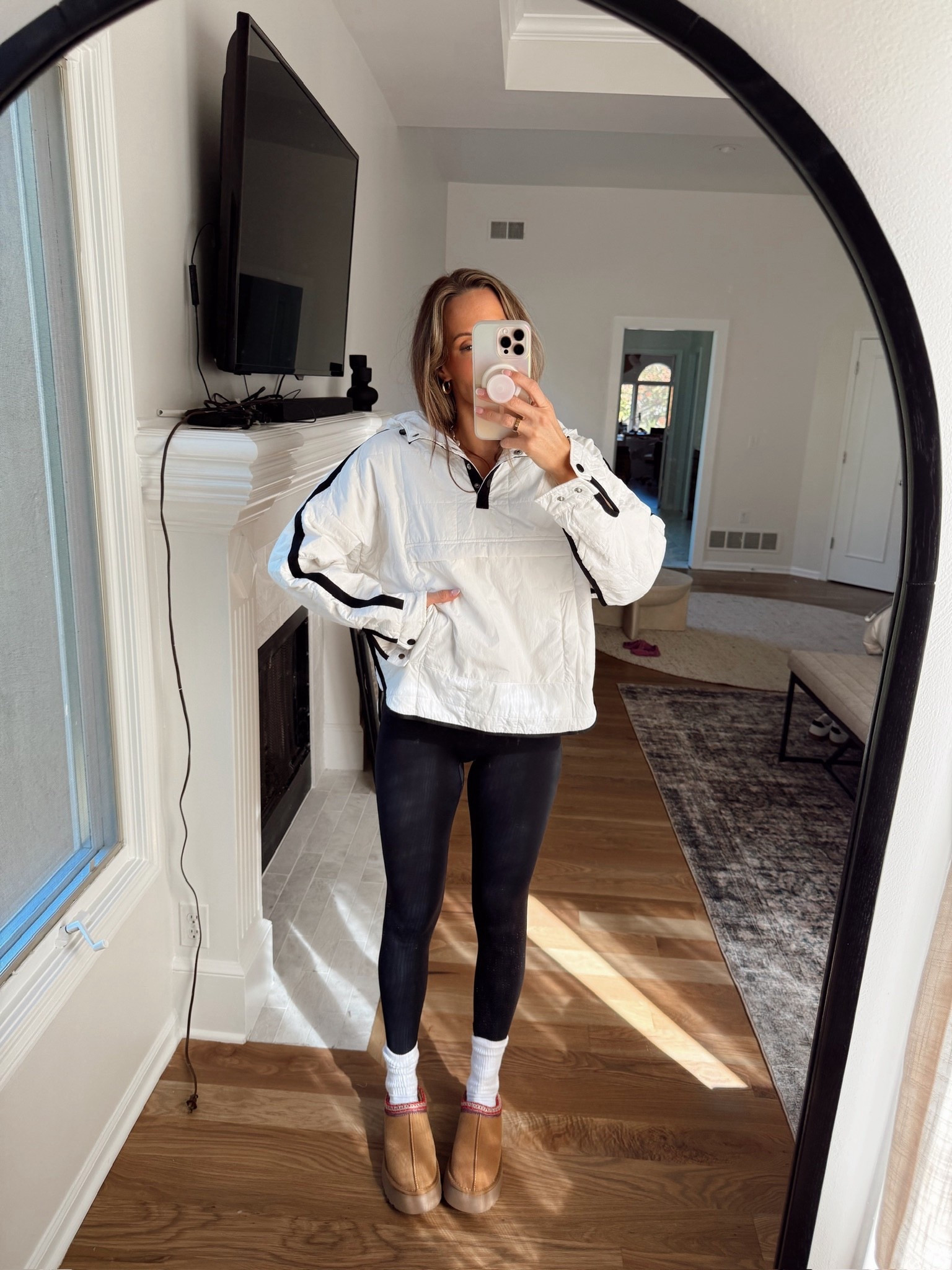 Puffer windbreaker giving major free people vibes! So comfy and cute! Great quality and super lightweight  

#LTKFindsUnder50 #LTKStyleTip #LTKSeasonal