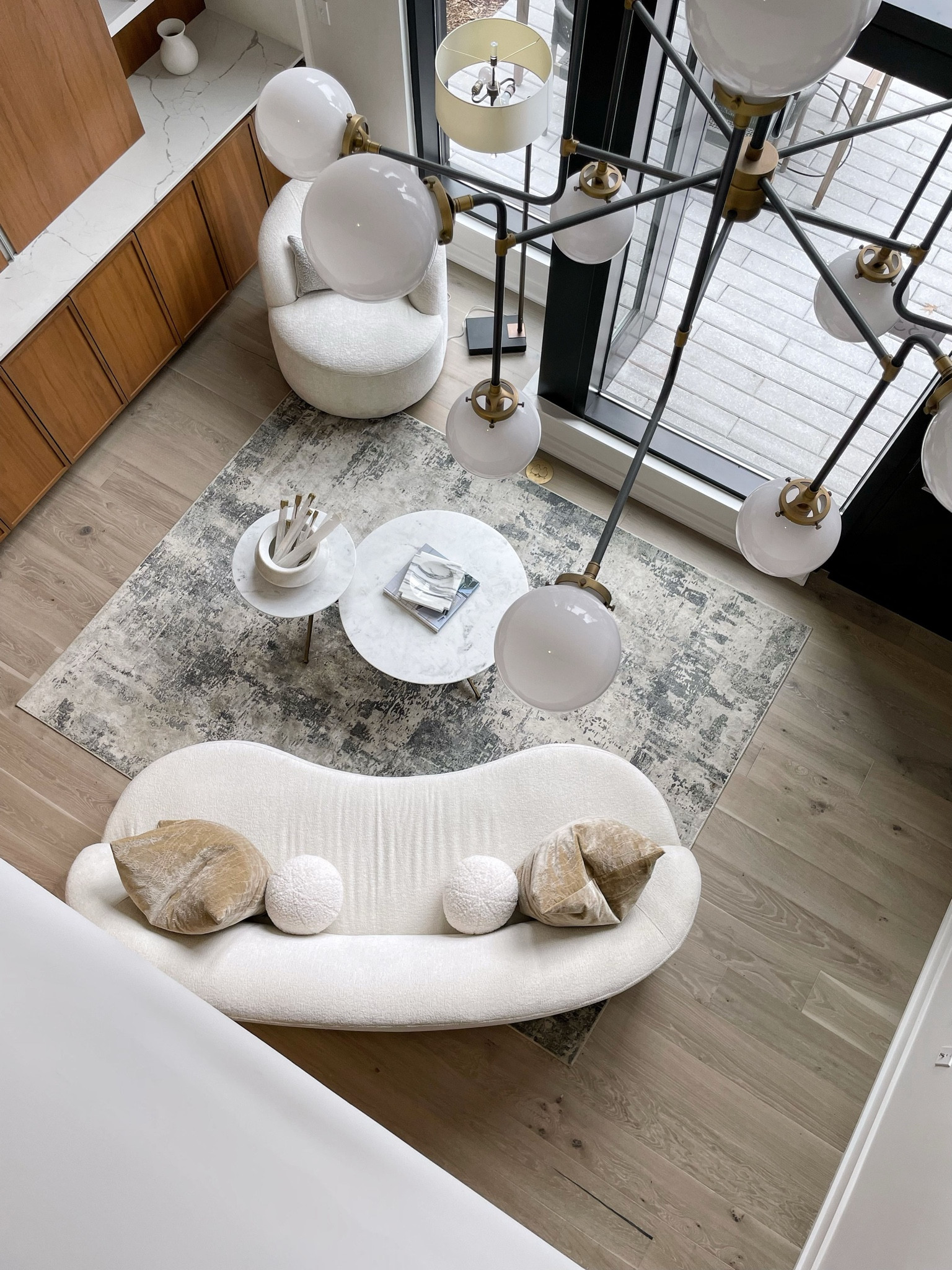 This living room is perfect for Summer lounging! In this living room, you will be able to relax in luxury. #homedecor #luxuryhome

#LTKhome #LTKFind #LTKfamily