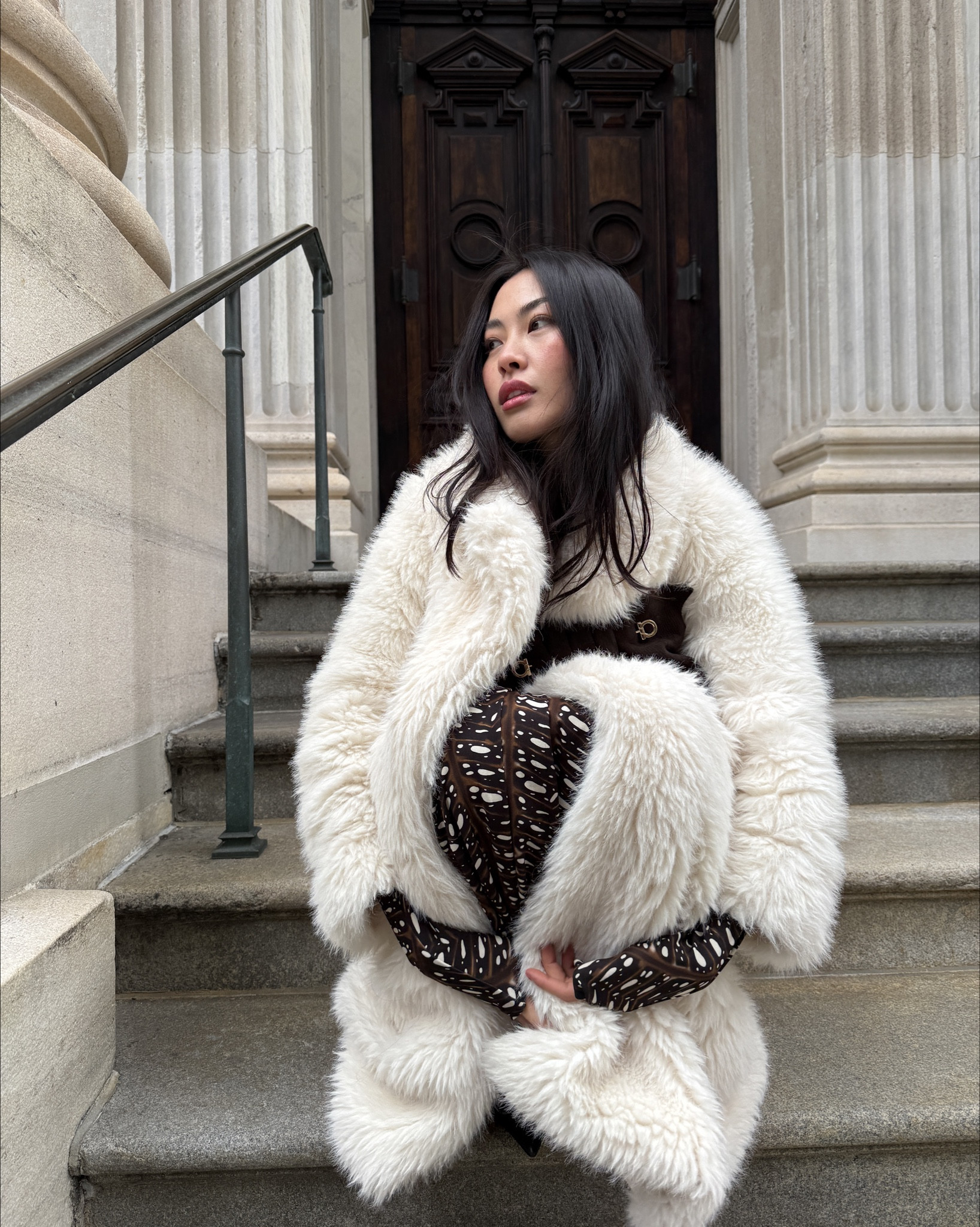 White furry long coat

#LTKSeasonal #LTKootd #LTKHoliday