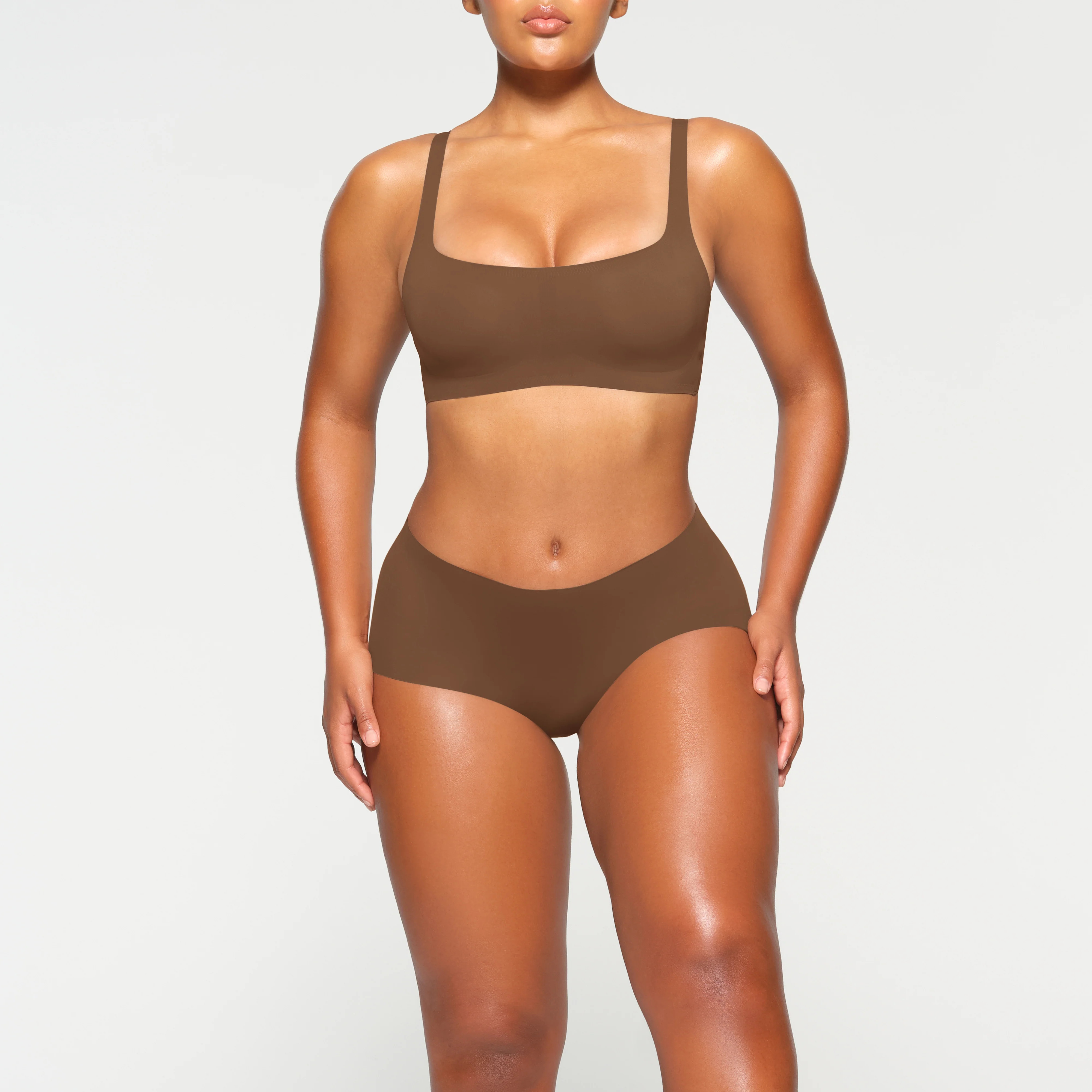 SKIMS Scoop Bralette | Medium Neutral | S-DD | SKIMS (US)