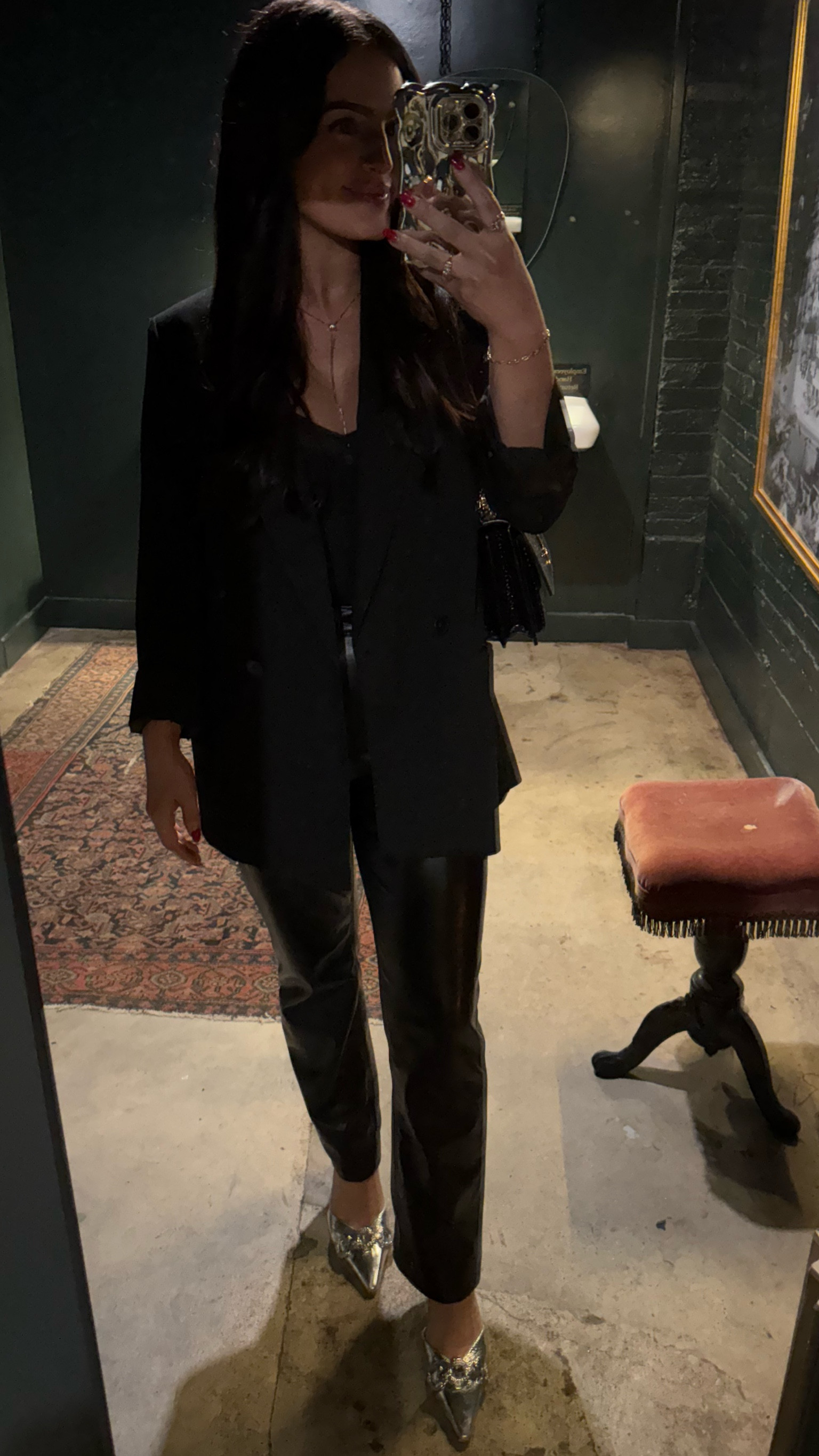 NYE Outfit

#LTKShoeCrush #LTKSaleAlert #LTKWorkwear