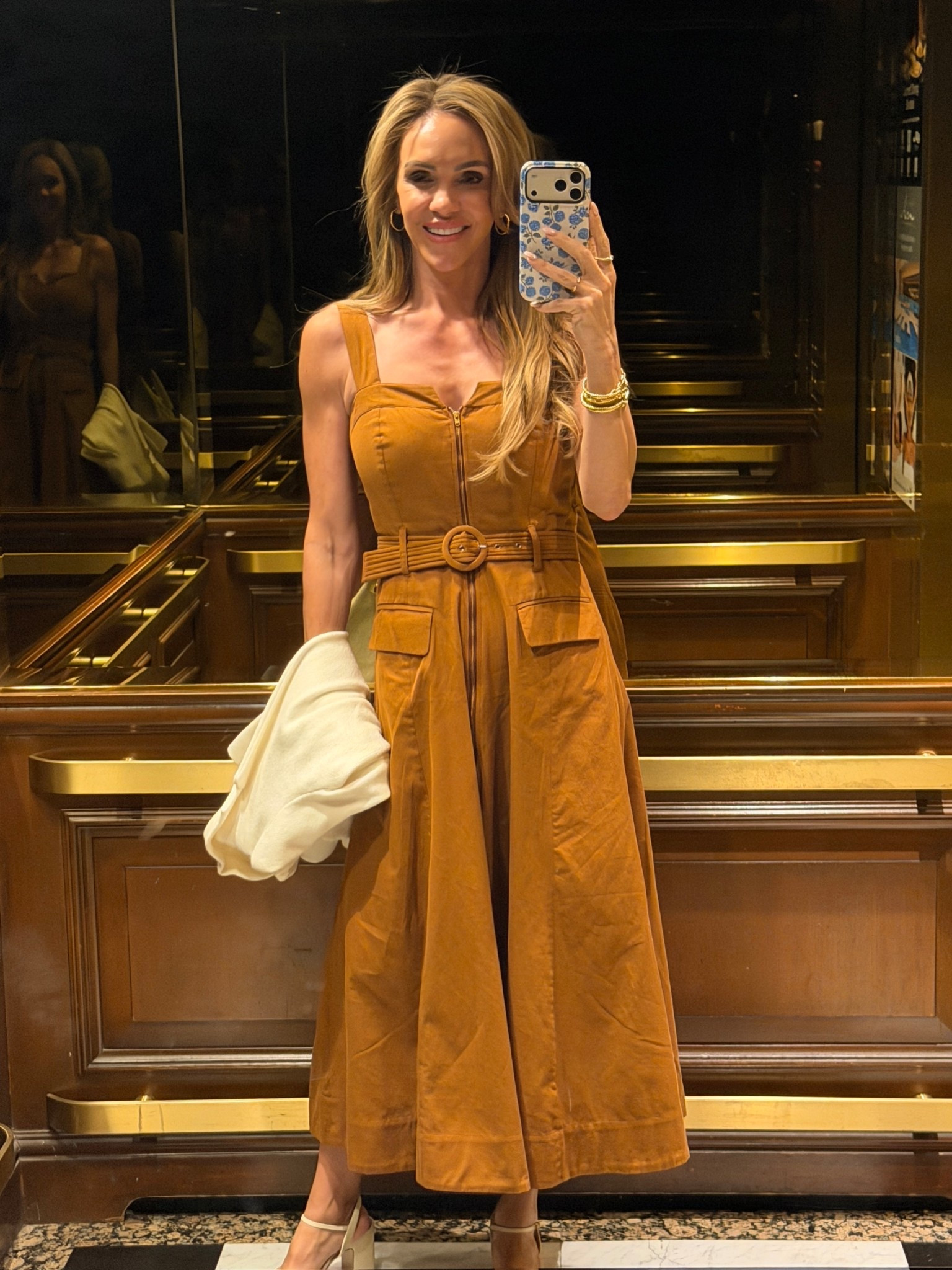 Outfit of the day! 🤎

#LTKdayinmylife #LTKootd #LTKOver40