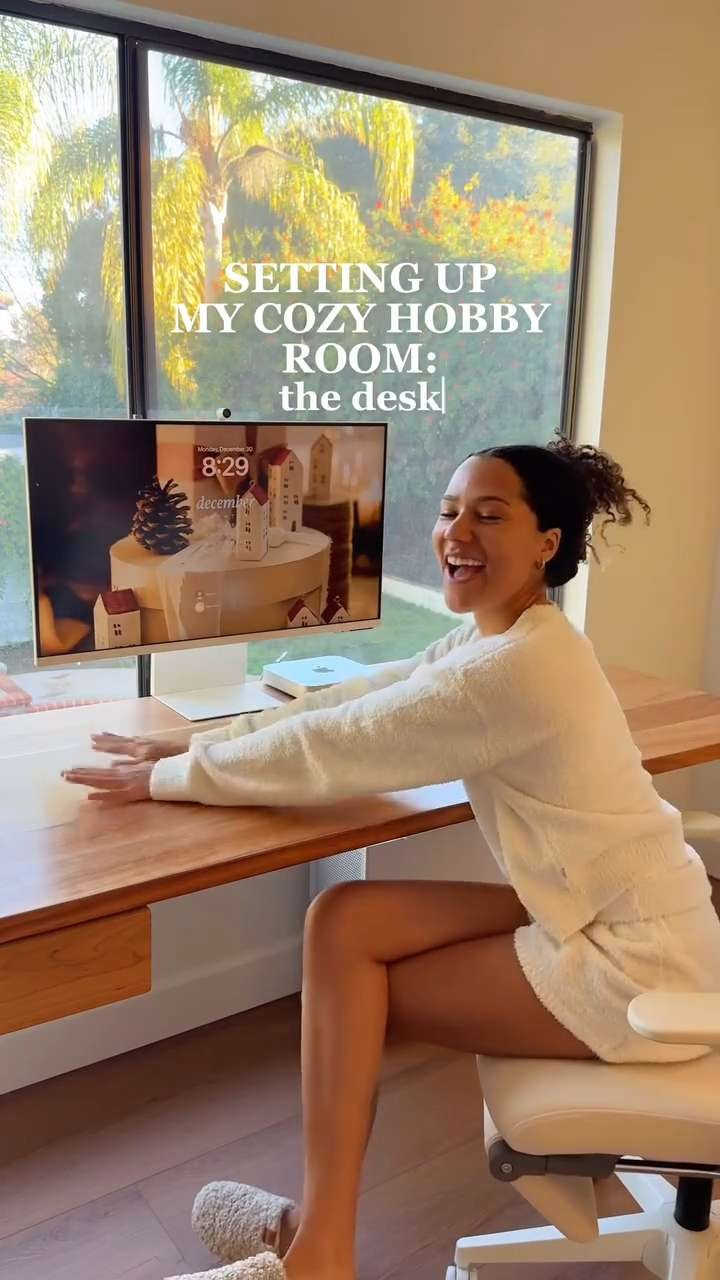 the first steps of my cozy hobby room!! 🎨🤎 #office #desk #desksetup #cozy #homedecor #home #interiordesign #decor 

 #LTKSeasonal #LTKHome