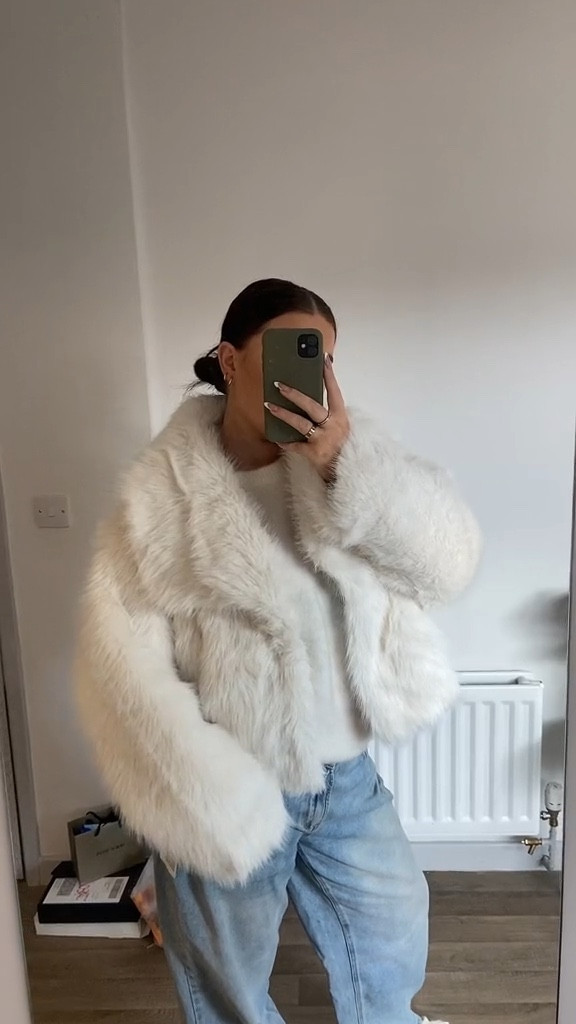 Cream Fur Jacket for Autumn/winter 🤍☁️🍂

#LTKstyletip #LTKautumn