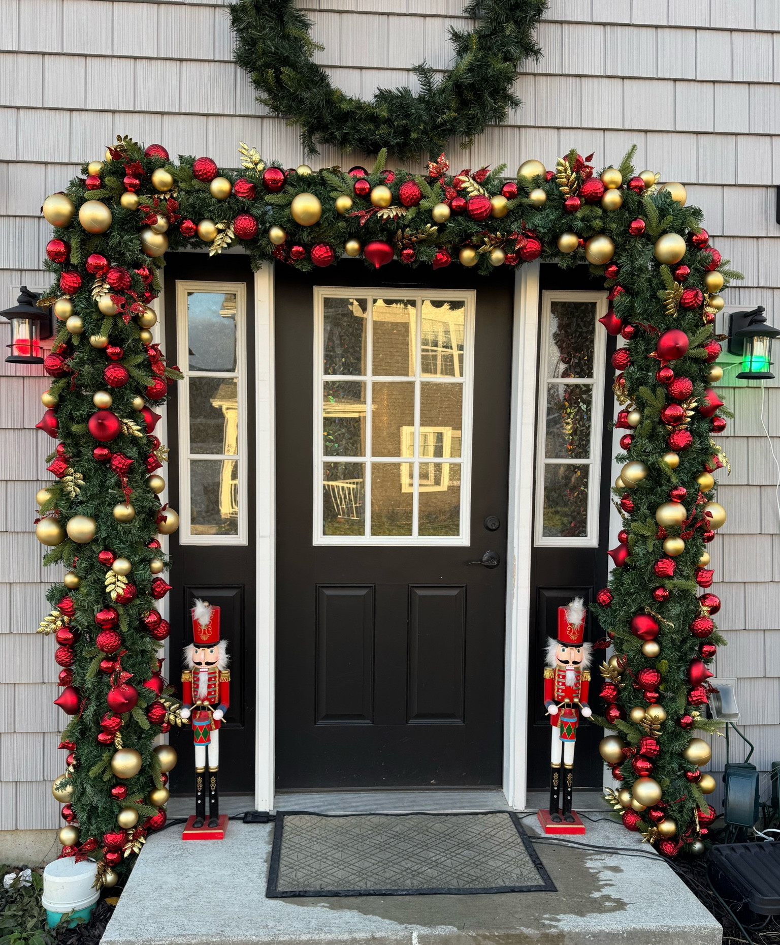 DIY Christmas Arch 🎅🏼🎄❤️

#LTKSeasonal #LTKHome #LTKHoliday