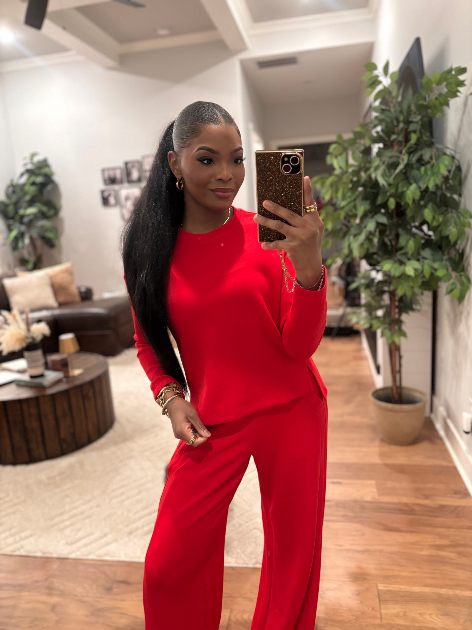 @Spanx Spanx AirEssentials set in Spanx red ❤️

One of my favorite comfortable but still put-together outfits. The fabric is incredibly soft and the fit feels polished enough to wear out while still feeling like loungewear. Code LTKSPANX

Wearing size small 

#LTKootd #LTKSpringSale #LTKdayinmylife