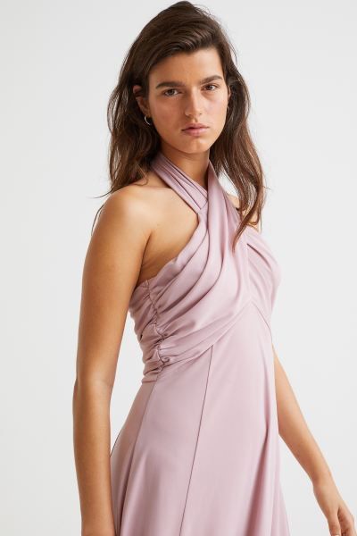 Conscious choiceLong, sleeveless dress in jersey. Narrow cut at the top and a crossover front pro... | H&M (UK, MY, IN, SG, PH, TW, HK)