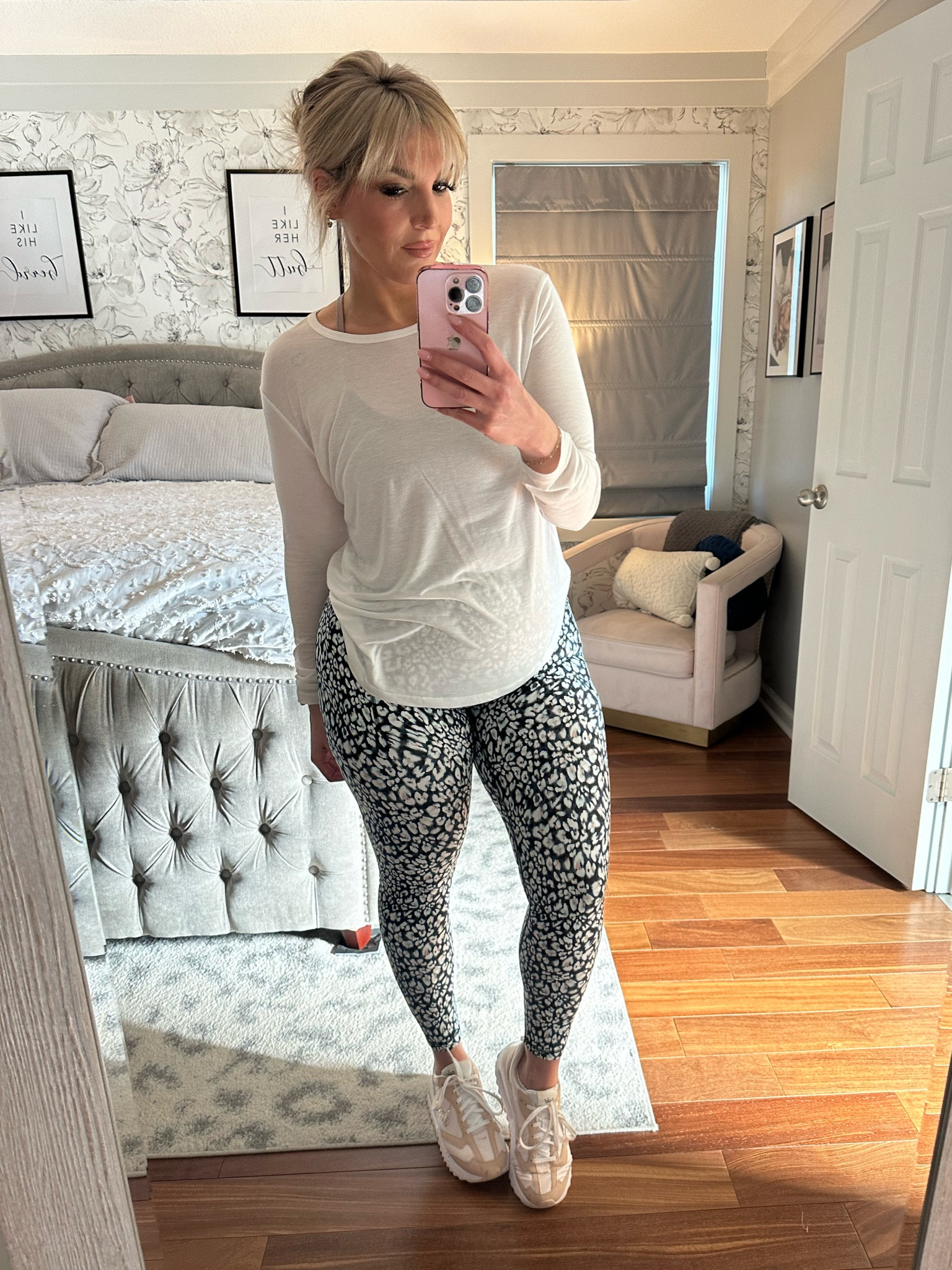 KCFW night 5: PUPPY YOGA

#LTKSeasonal #LTKmidsize #LTKfitness