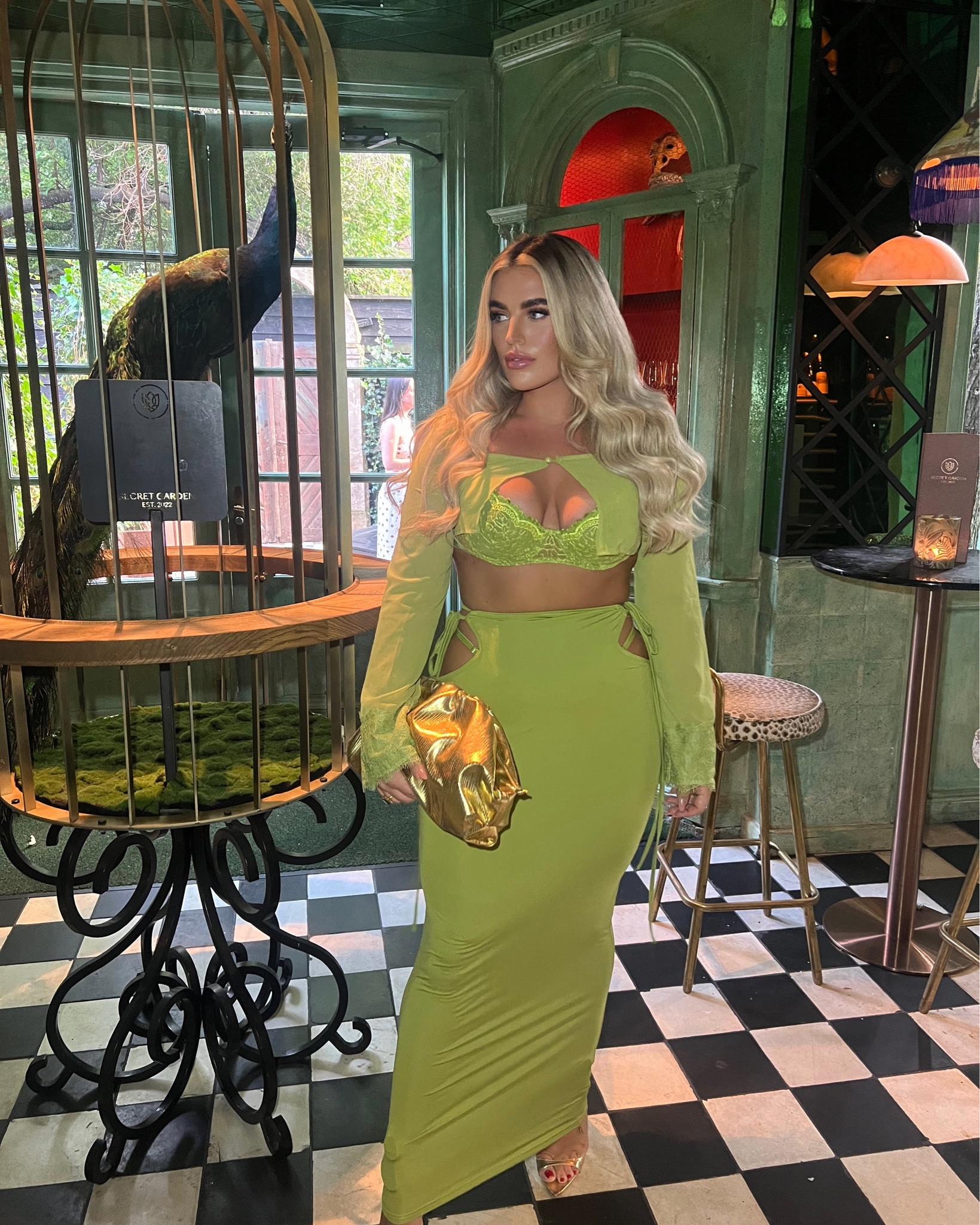 Decor to die for 🦚 

#LTKFind #LTKcurves #LTKunder50