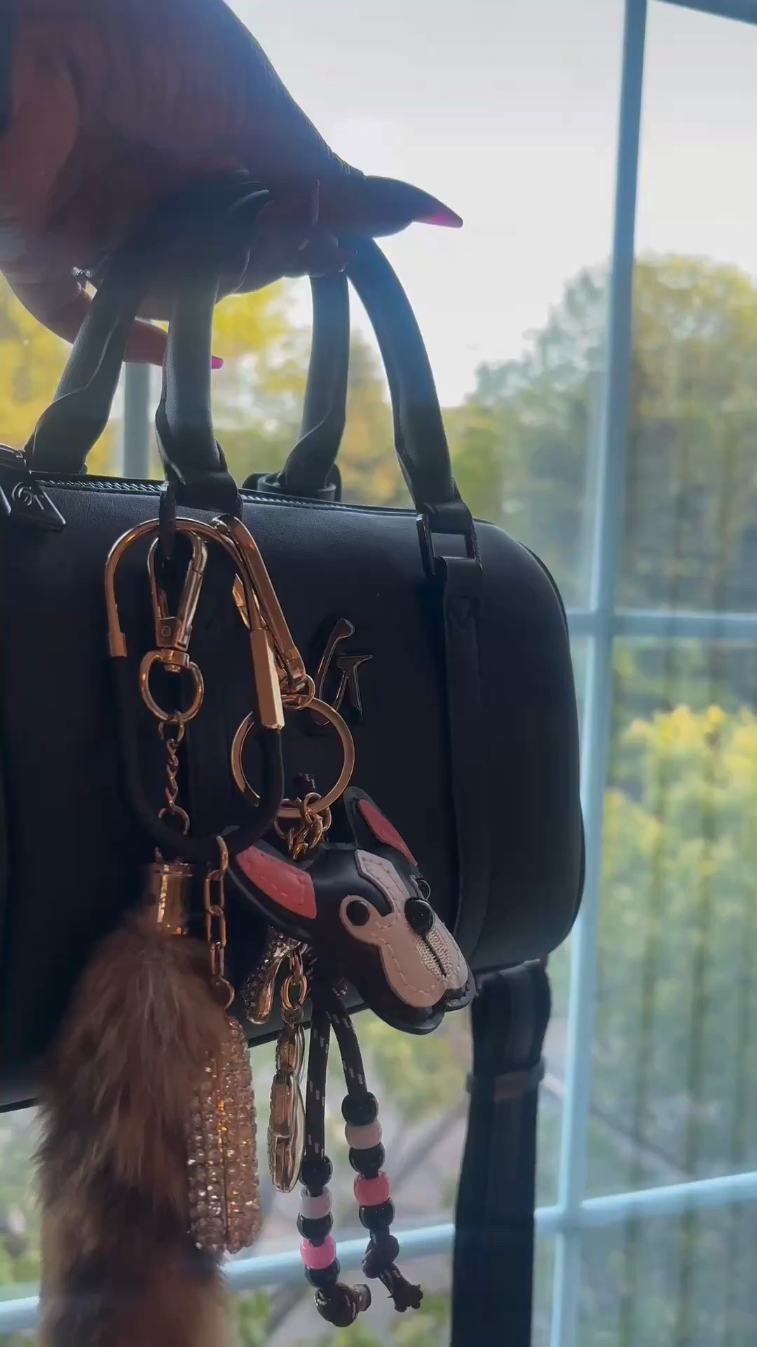 I’m very much obsessed with my Boston Bag from Glam-Aholic Lifestyle lately. The mini sold out for a reason, but the large version is still available and just as good if you love an everyday luxury bag that actually fits your life.

Perfect for work, errands, travel, brunch, and those “throw everything in and go” kind of days. This bag has definitely become one of my most reached-for accessories lately. 

I linked the large size, so add to cart now because this one will sell out too.
