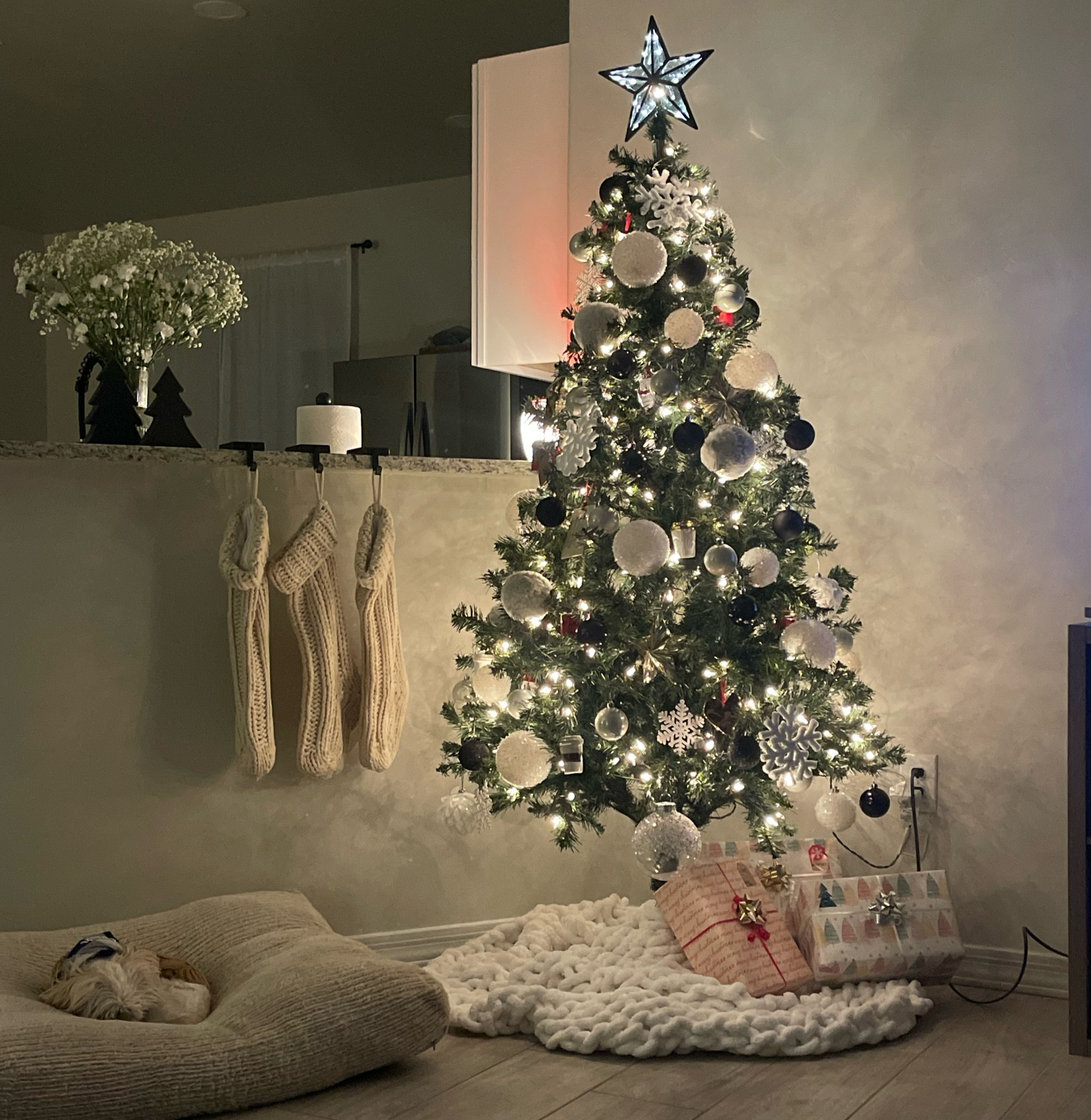 a target Christmas

#LTKhome #LTKHoliday #LTKSeasonal