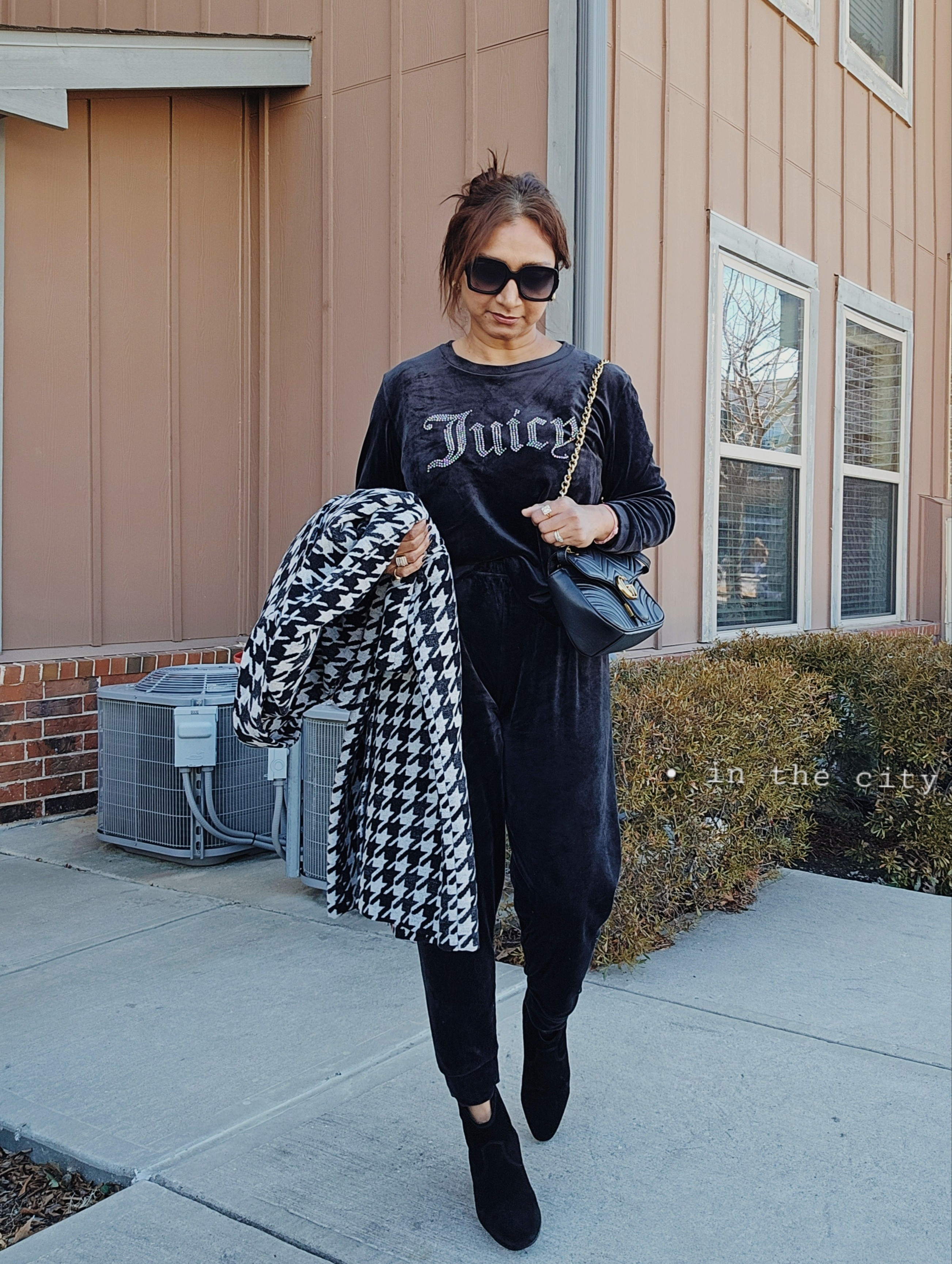 Black & White City Outfit | Houndstooth Coat + Juicy Velour SetLinking my black Juicy Couture velour tracksuit, houndstooth long coat, black suede ankle boots, quilted gold chain bag, and oversized sunglasses. Perfect elevated casual winter outfit for errands or city days.

#LTKSpringSale #LTKootd #LTKOver40