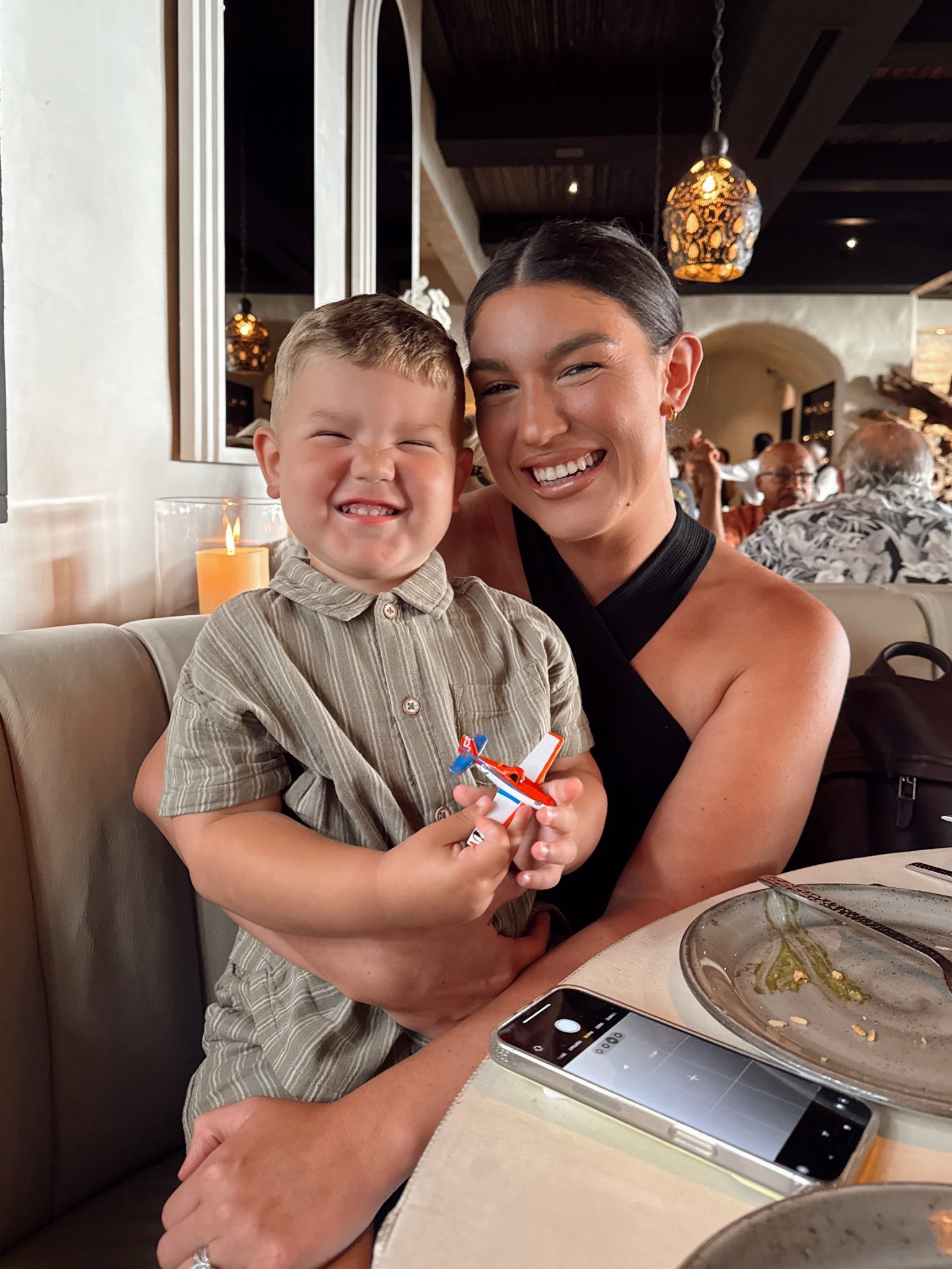 I didn’t get a photo of our full outfit but linked it here because I loved it for a family dinner night out!😍

Vacation outfit, dinner outfit, toddler boy fashion

#LTKMidsize #LTKKids #LTKFamily