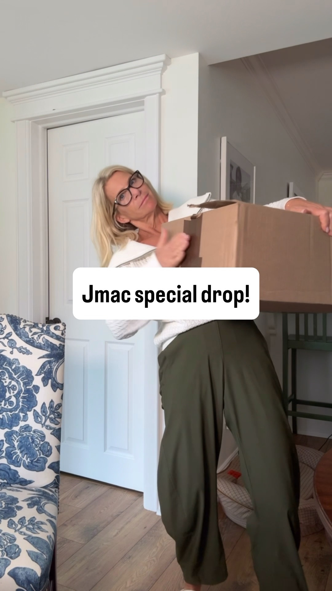 J.McLaughlin just did a fantastic collab by interior designer Mark D. Sikes!  Great summer pants for men and women plus amazing summer dresses, wedding guest dresses and a perfect striped sweater!

#LTKootd #LTKSeasonal #LTKOver40