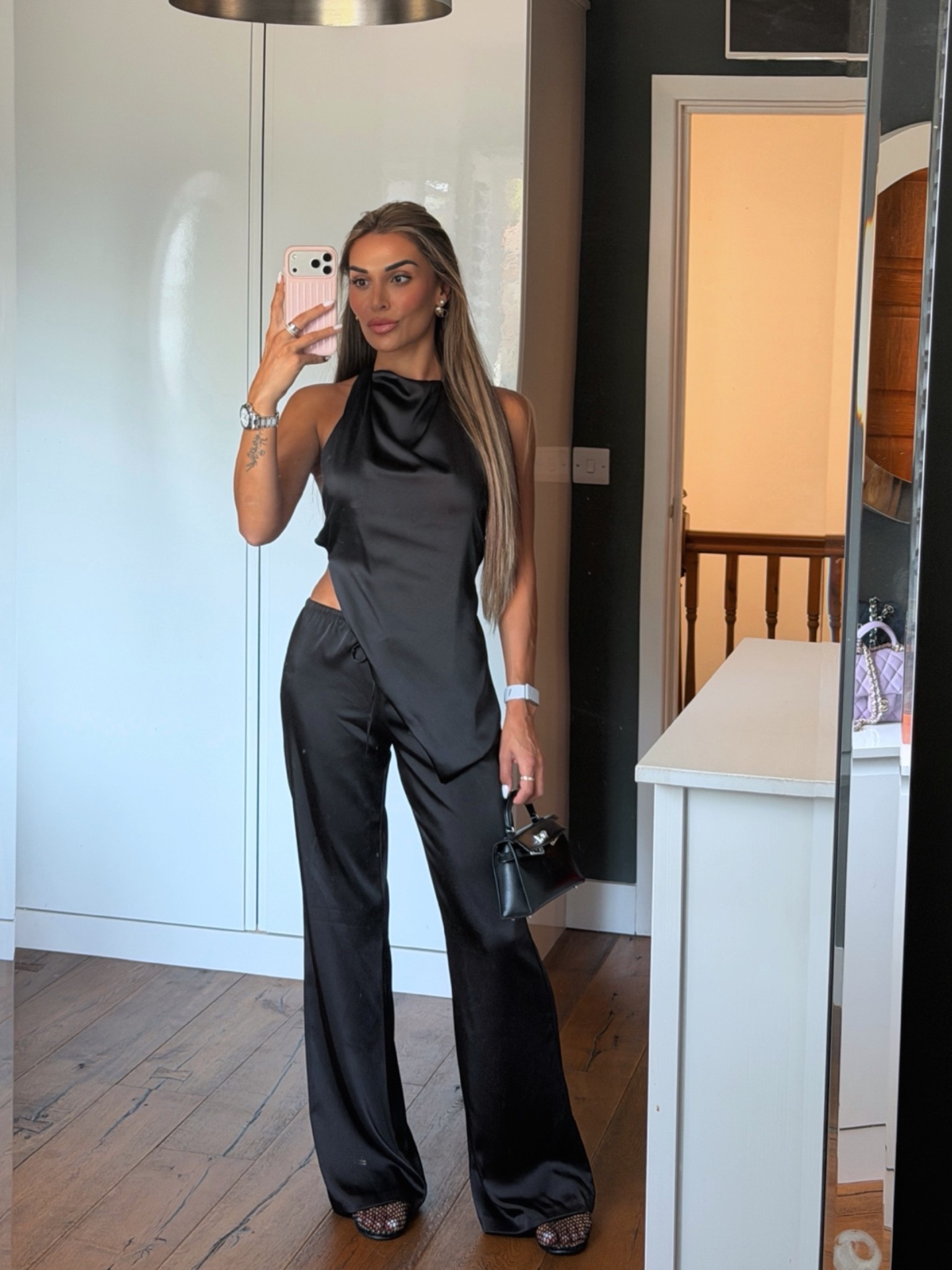 An all black satin co ord set for summer!!

#LTKspring #LTKsummer #LTKdatenight