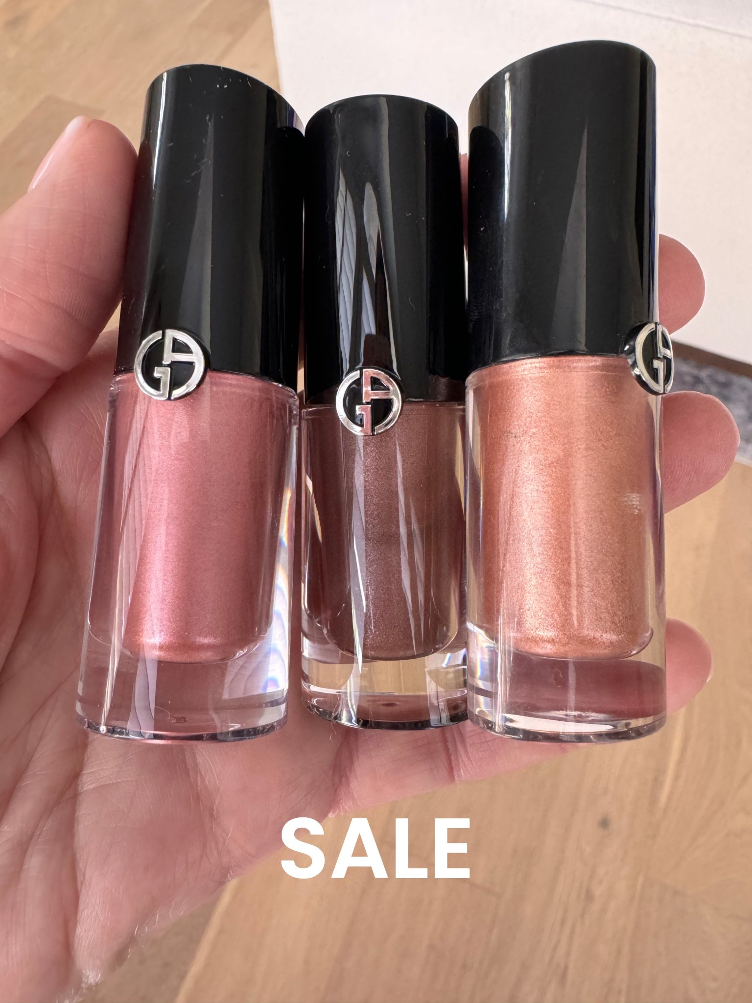  I’ve been reaching for my Armani Liquid Eye Tint every single day—it’s THAT good. It gives that effortless wash of color, zero creasing. #liketkit #armanibeauty @liketoknow.it

#LTKBeauty #LTKSaleAlert