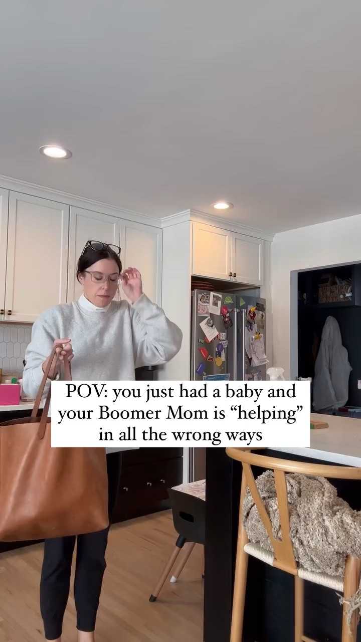 ✨follower submission✨ when her version of “help” is not your version of help.

#momsofinstagram #millennials #newmom #comedy