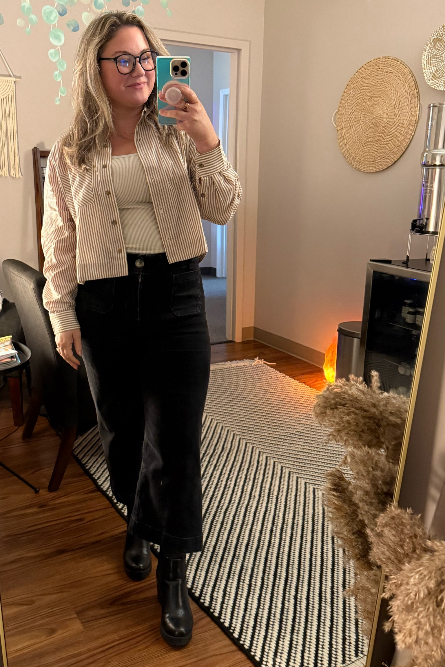 Comfy business casual outfit 

#LTKStyleTip #LTKMidsize #LTKWorkwear