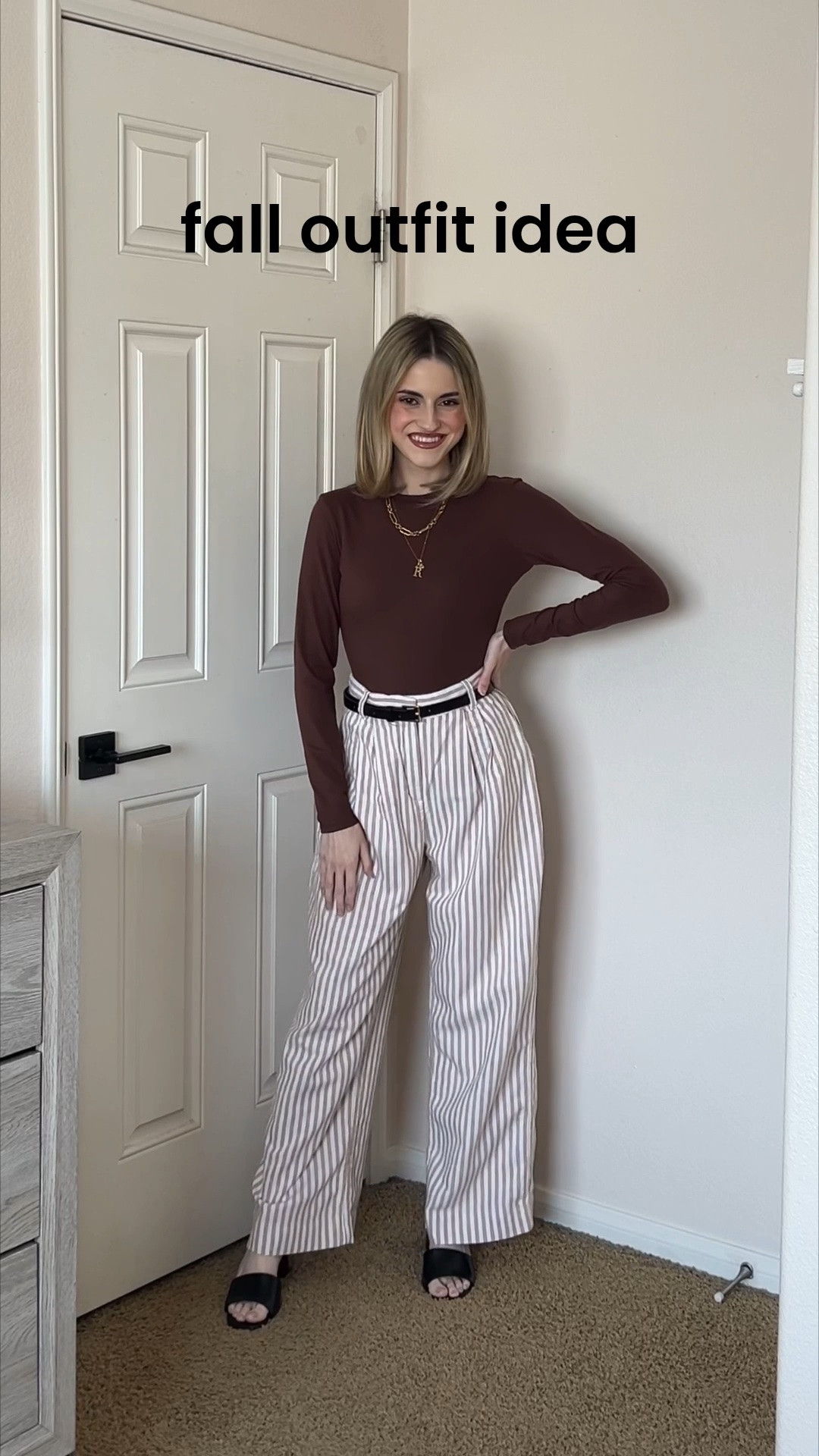 fall outfit idea 🤎
top: size small
pants: size small (this pair is sold out, so i linked similar options)
mules: size 6.5

#LTKootd #LTKSeasonal #LTKTravel