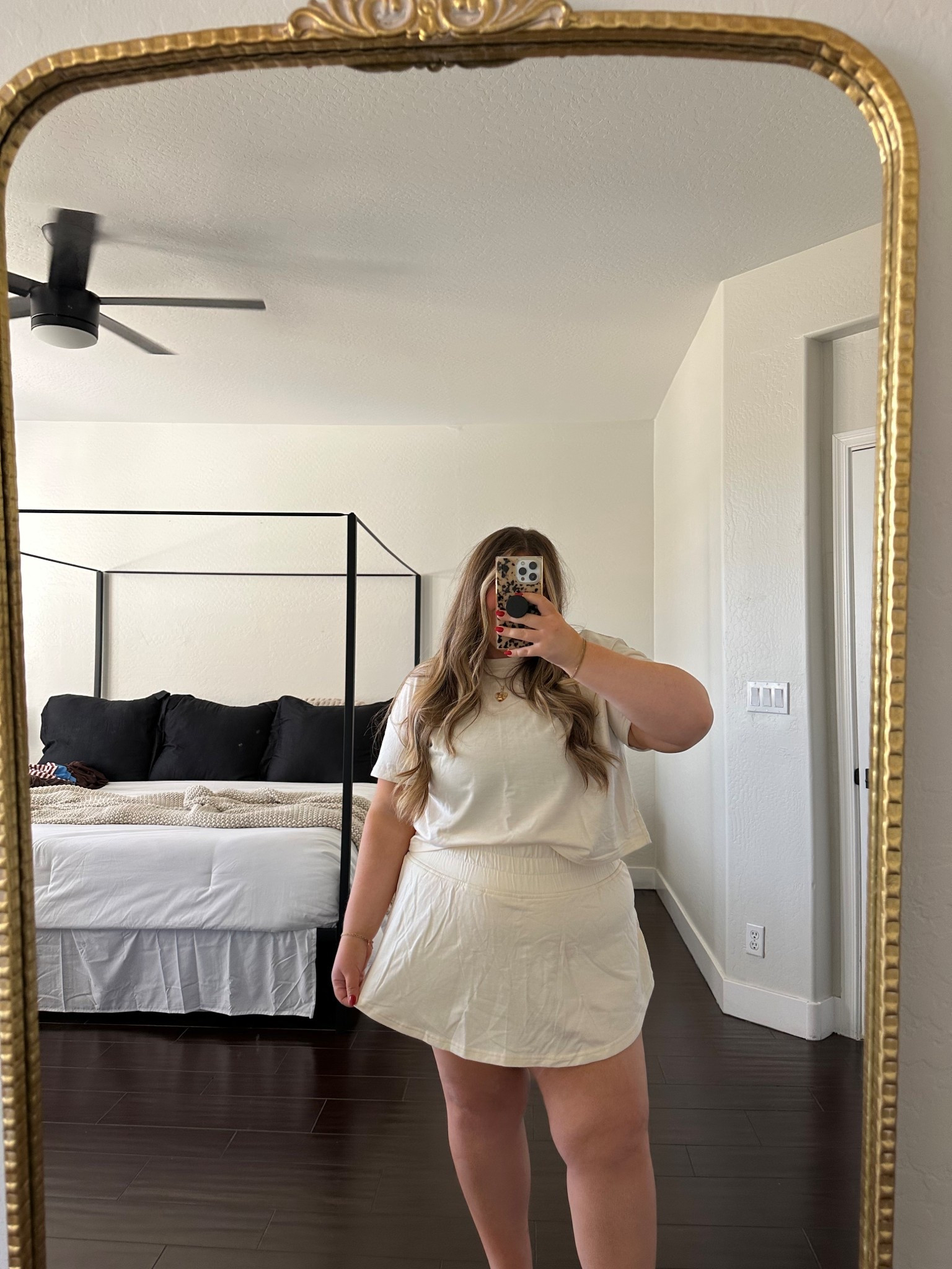 amazon skort set 💫 wearing the xxl!

amazon fashion
spring outfit
mom outfit
midsize style
amazon finds

#LTKmidsize #LTKfindsunder50