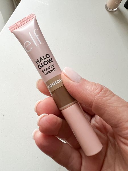 Halo glow contour beauty wand. 5 different shades. Shade: medium tan. Liquid contour wand for a naturally sculpted look. $9. Love. 

#LTKbeauty #LTKfindsunder50 #LTKSpringSale