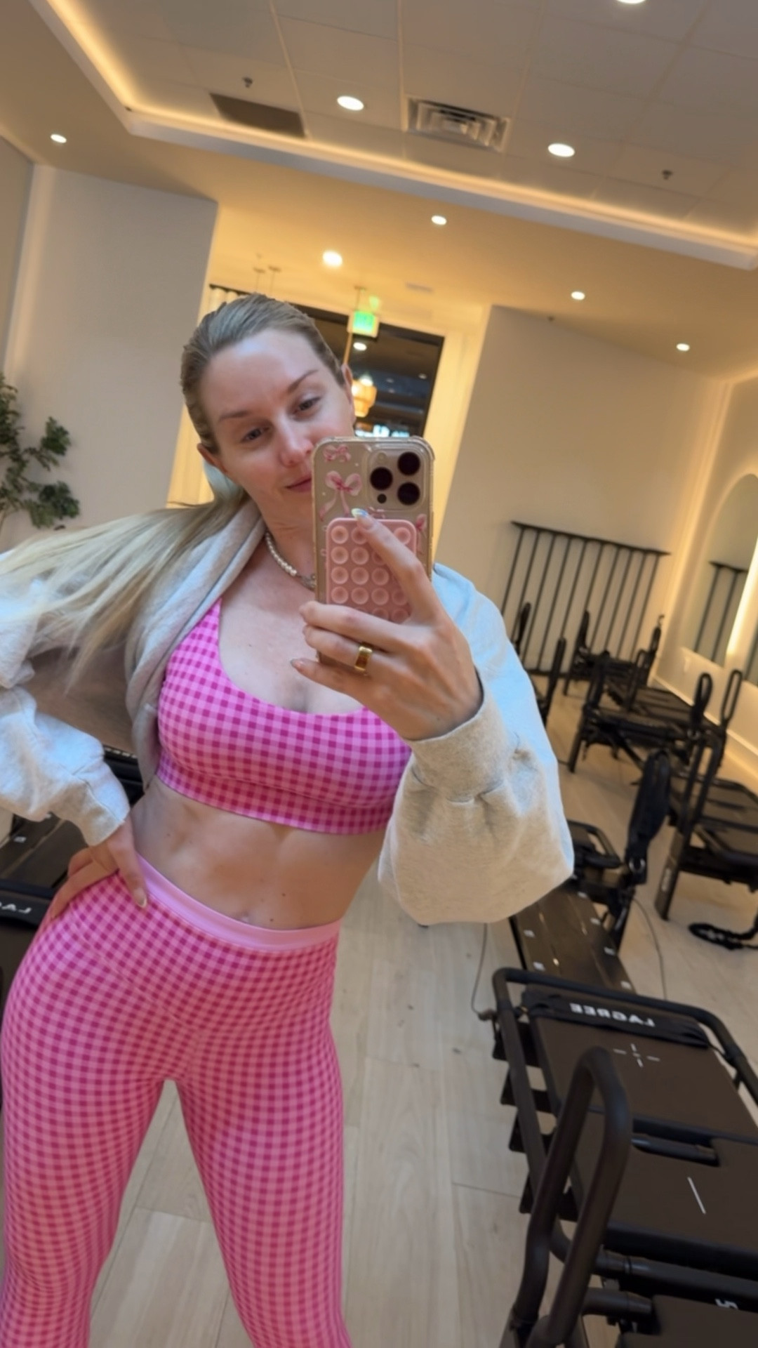 Spring pink lagree ootd

Cutie grip socks from my small biz🎀
castleconfidential.com

sizing:
Bra S
Leggings S



#LTKootd #LTKActive #LTKfitnessgoals