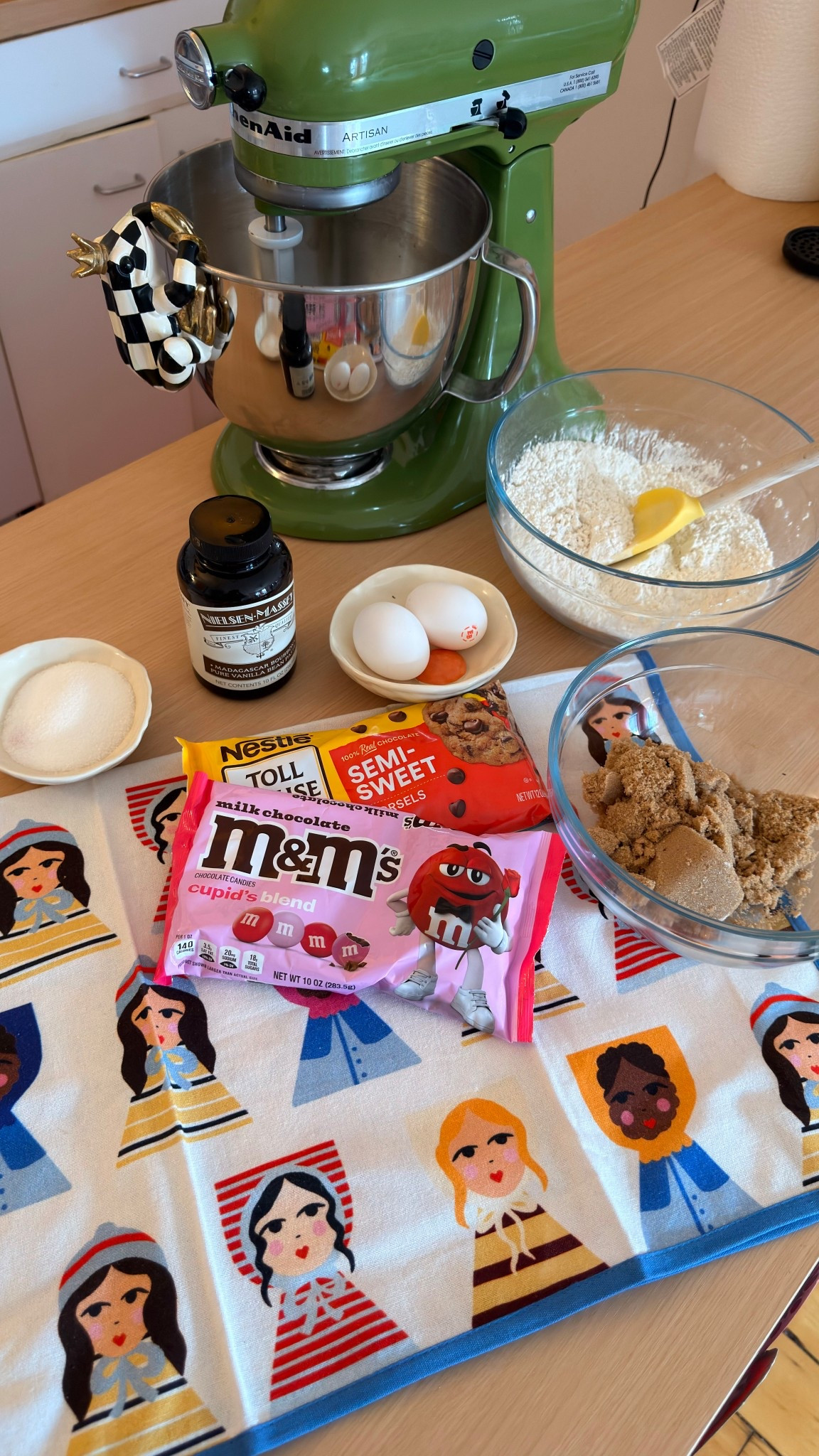 colorful kitchen 

#LTKHome