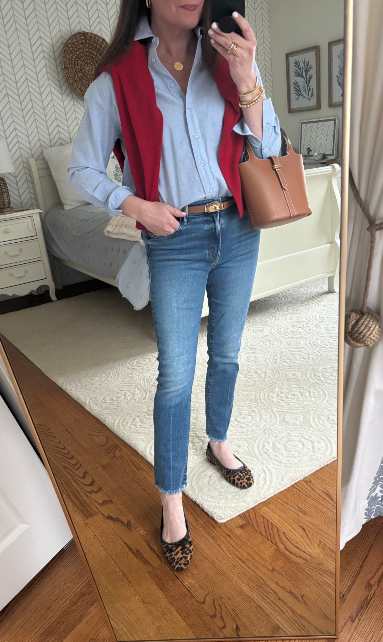 Red & blue outfit inspo for ❤️ Day! Love pairing red with light blue, adding caramel accessories and a leopard shoe. 