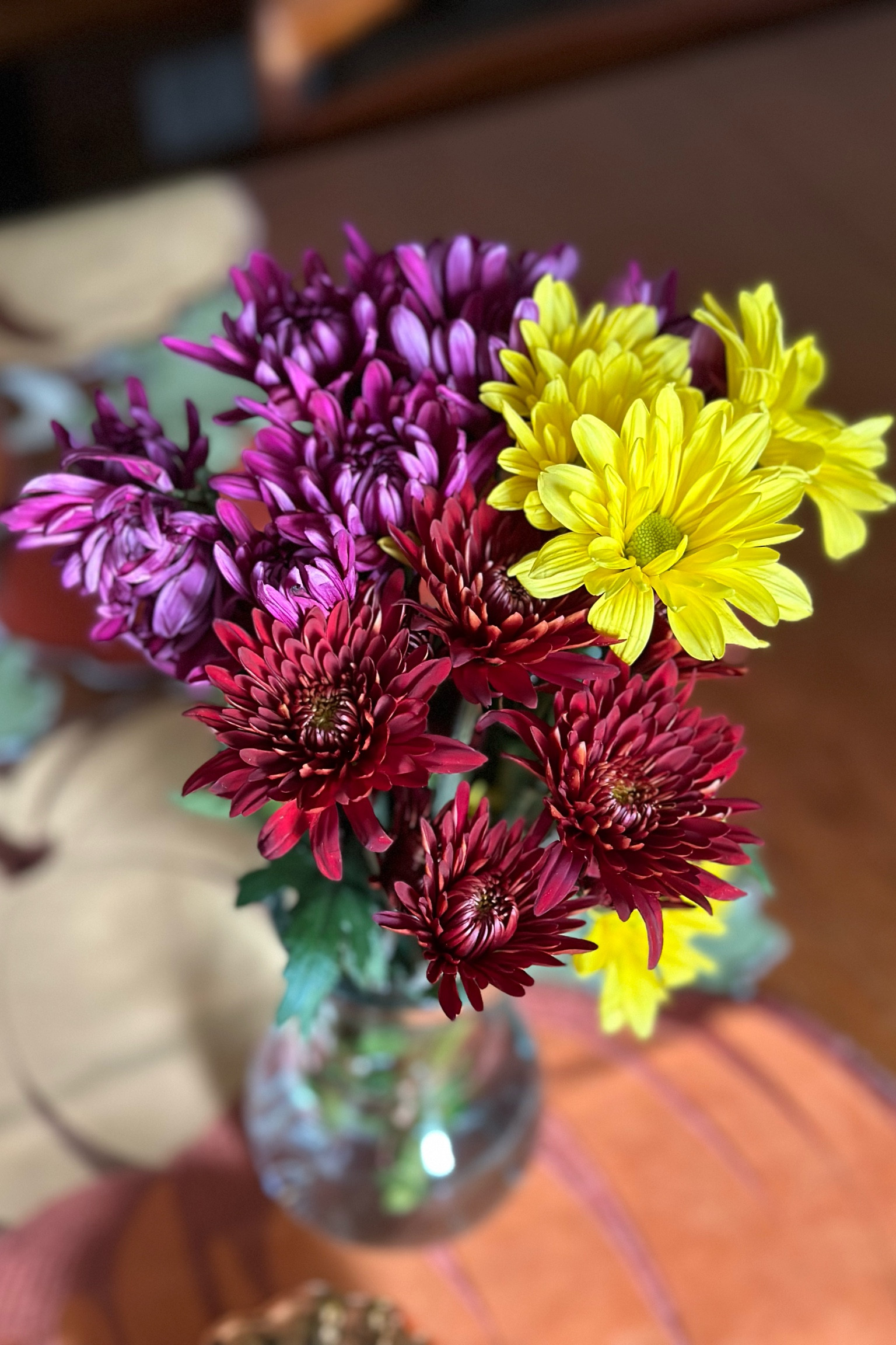 It’s easy to add a pop of seasonal color to your home and gatherings with fresh flowers. 

#LTKparties #LTKhome #LTKSeasonal