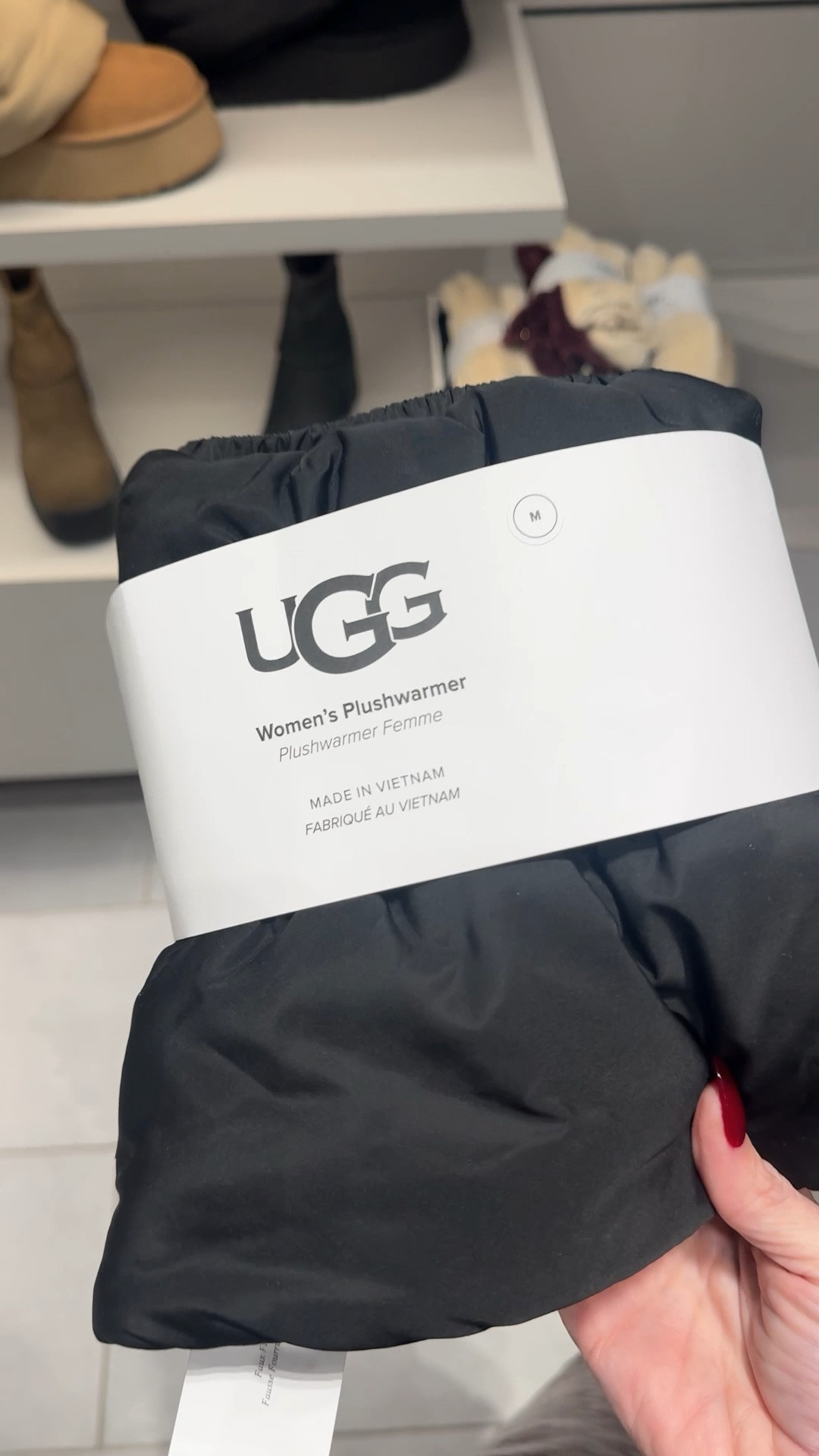 Ugg Plushwarmer Mini Dipper Puffer DIY

#bootseason #boots #uggs

#LTKHoliday #LTKSeasonal #LTKGiftGuide