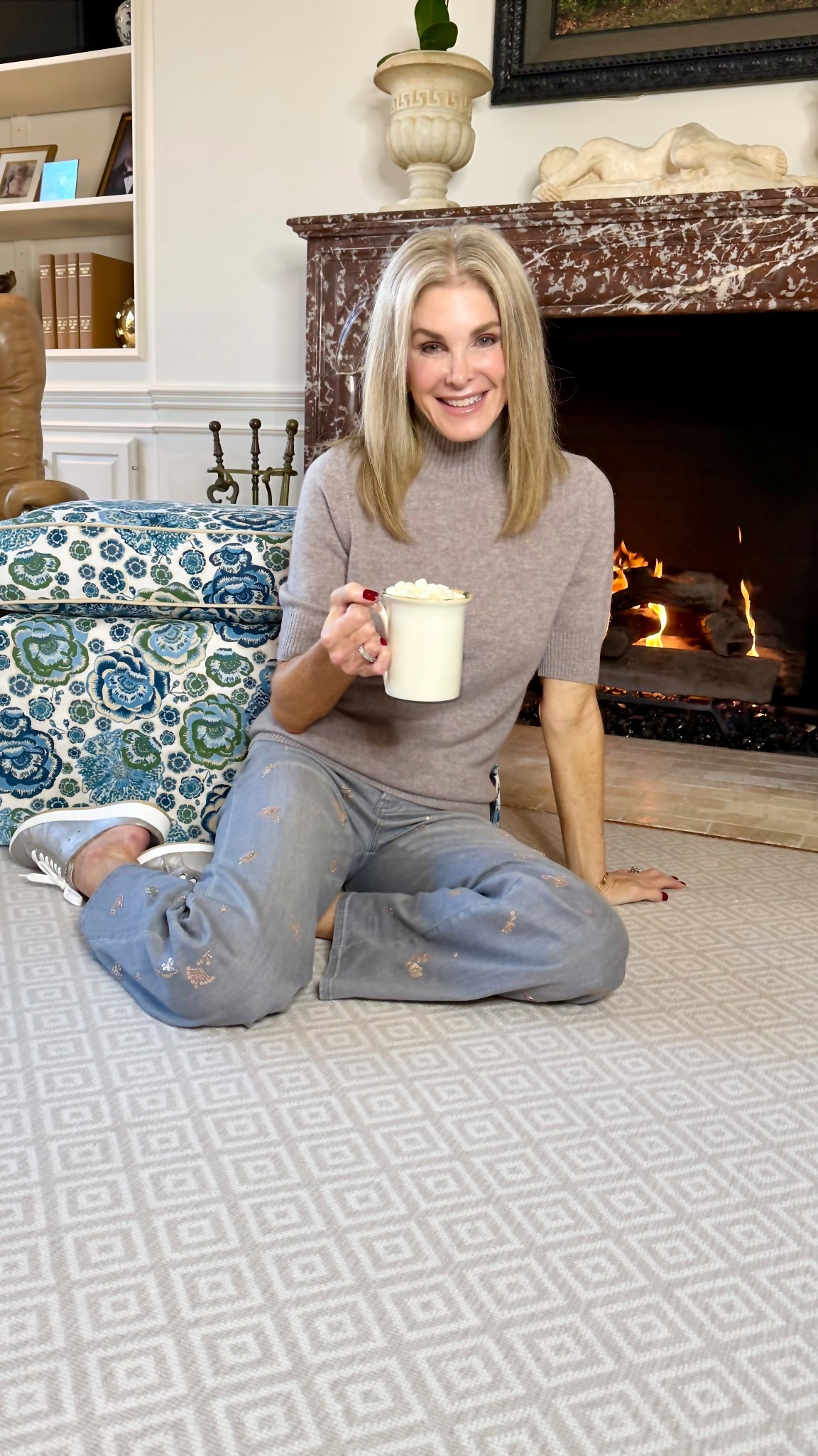 Cozying up by the fireplace this weekend! Size 0  

#LTKSeasonal #LTKOver40