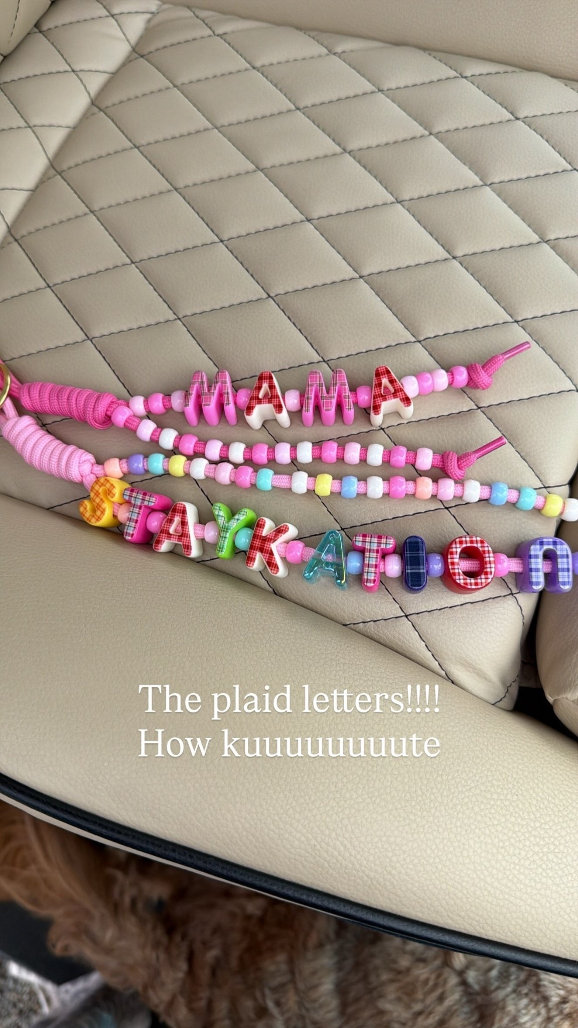 The plaid letters!!!!
How kuuuuuuuute