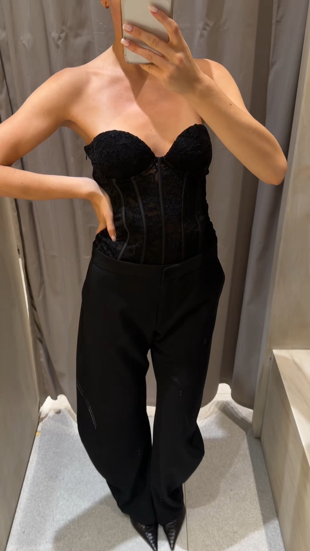 trying on the most beautiful lace corsets and barrel pants from zara 💌 i’m wearing the corsets in size S and pants also size S

#LTKFashionMonth #LTKpartywear #LTKdatenight