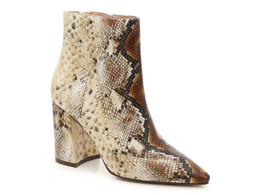 COLOR: Ivory/Brown Snake Print | DSW