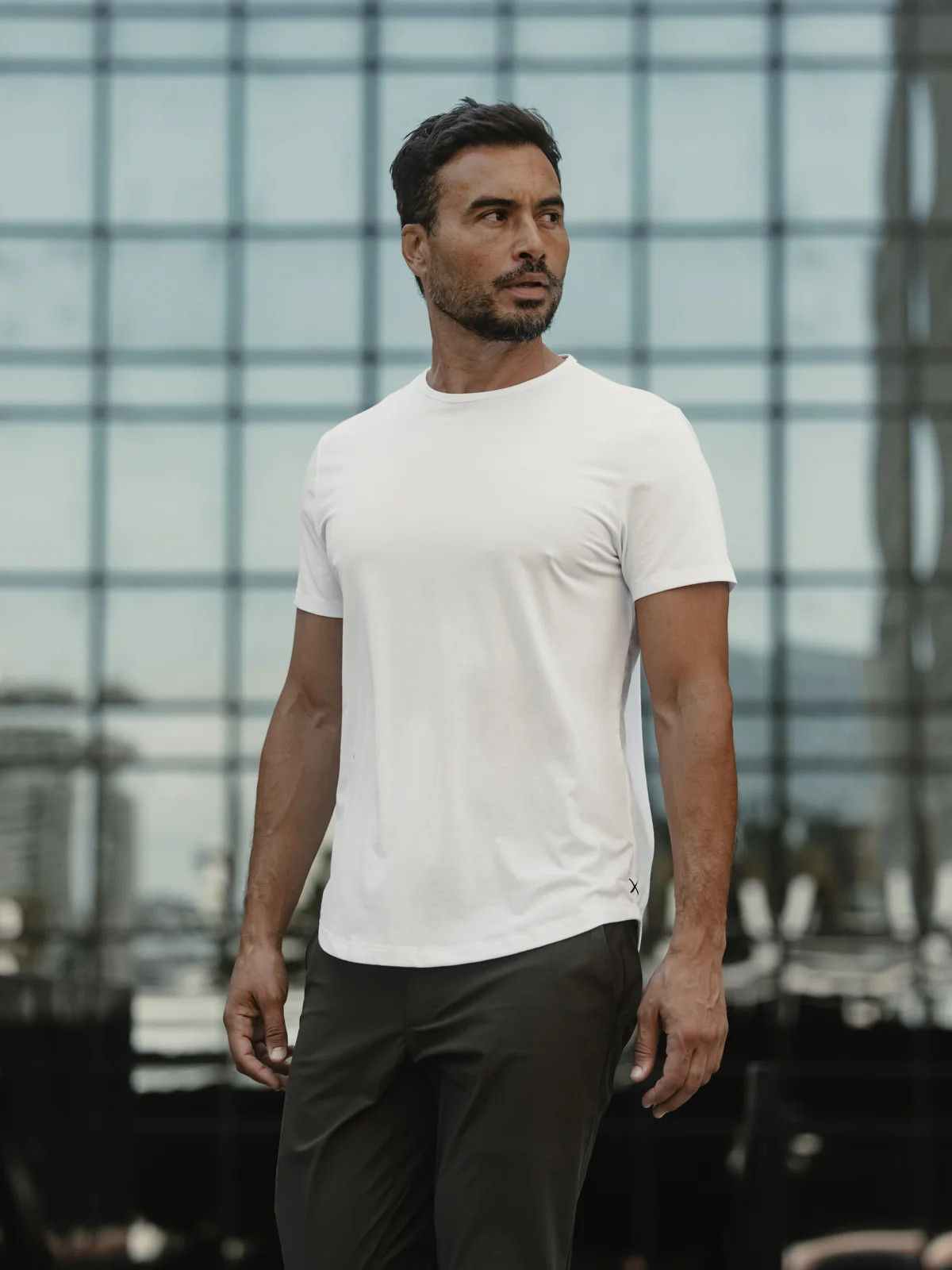 AO Curve-Hem Tee | Cuts Clothing | Cuts Clothing Inc.