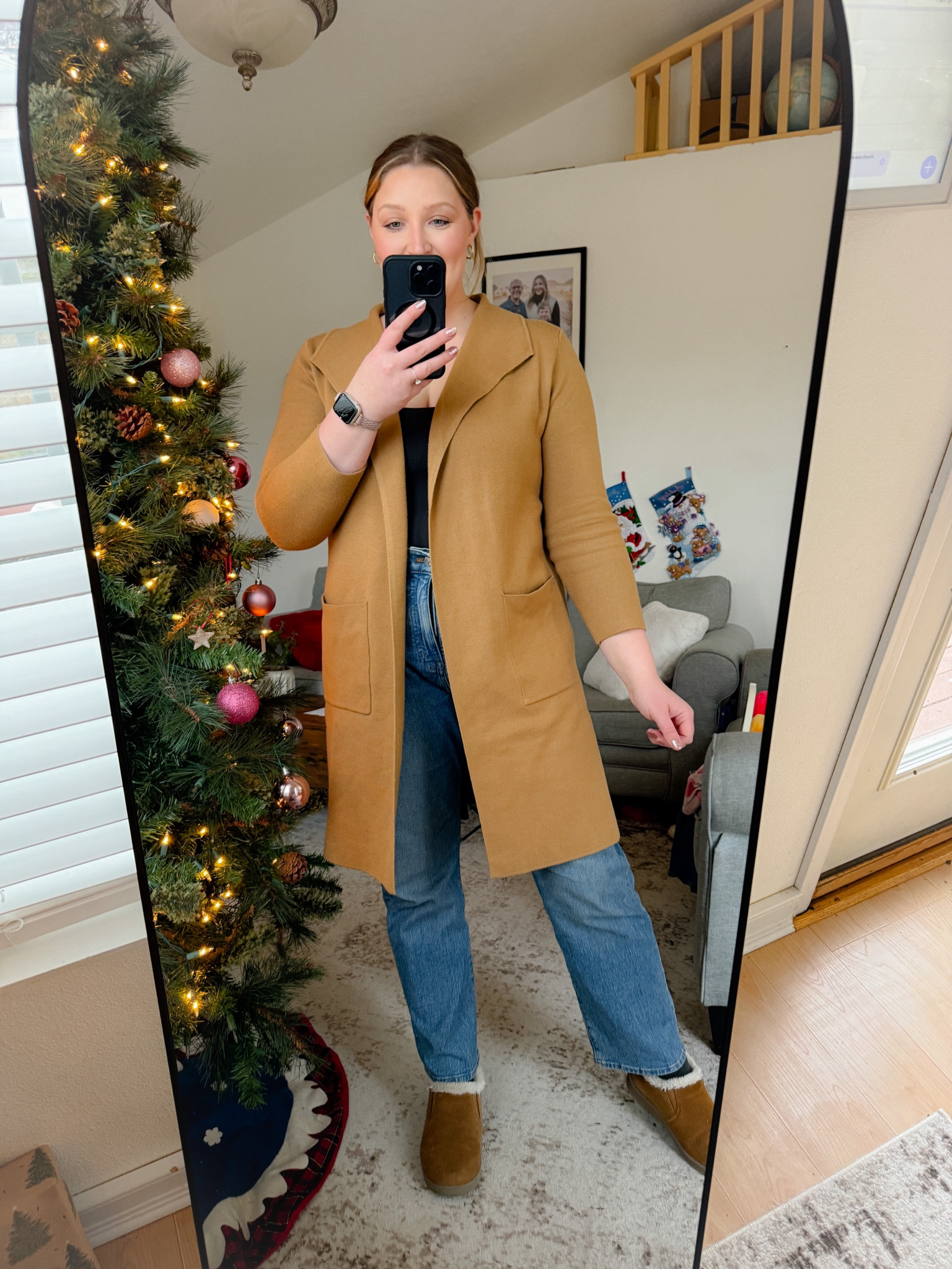 It’s baking & present wrapping day, which means I need to stay cozy and able to sit on the floor & work in the kitchen. This cardigan is literally my favorite. Gotta keep my cozy shoes on too 🥰

What’s the cozy outfit you like to wear when you’re cooking?

#LTKmidsize #LTKHoliday #LTKbeauty