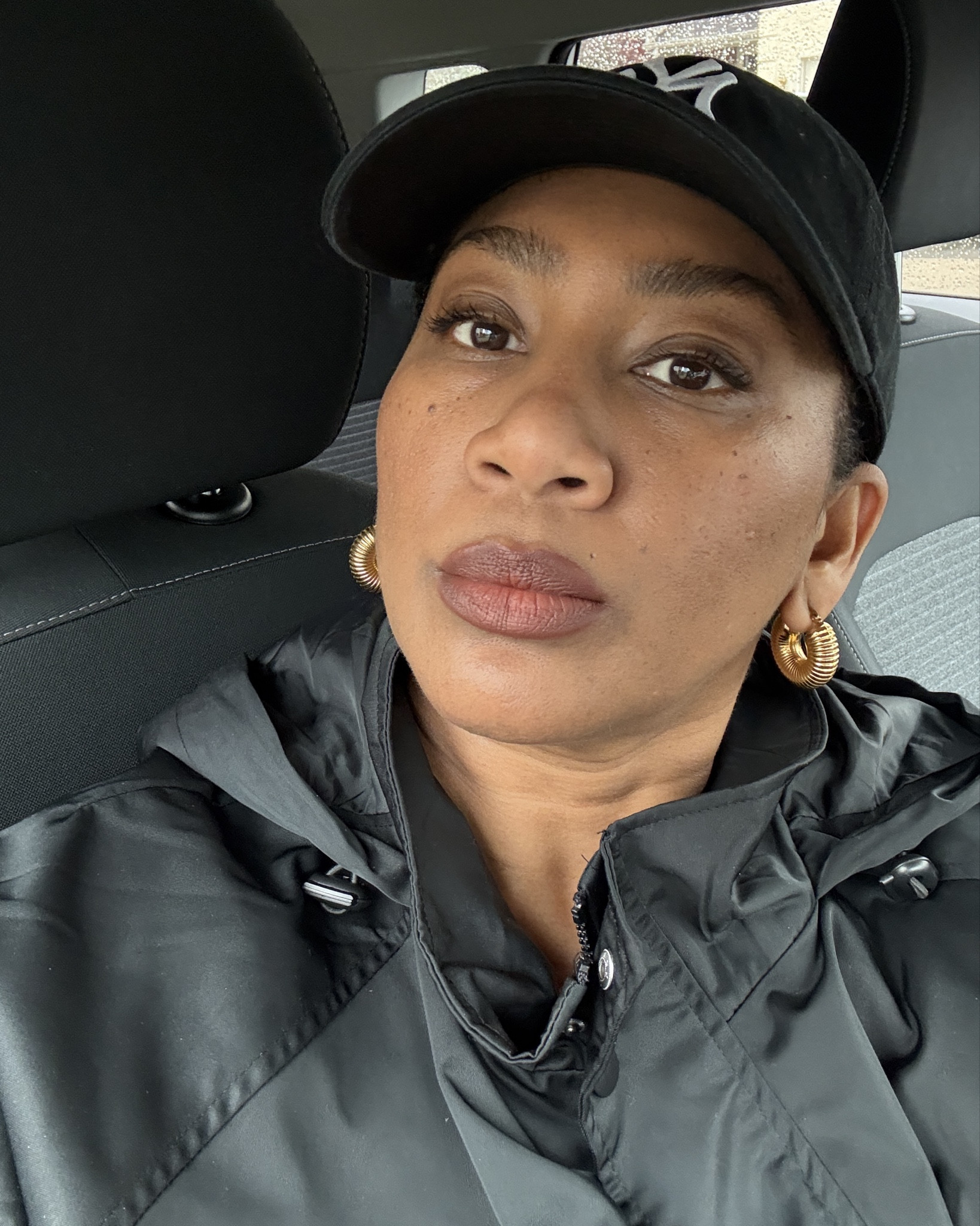 New product alert: Laura Mercier tinted blurring balm. A balm to powder skin tint infused with peptides. Soft matte finish. Great for oily, combination & pores! For reference I wear shade 4 (Medium with Neutral Warm undertones).

#LTKBeauty #LTKOver40 #LTKU