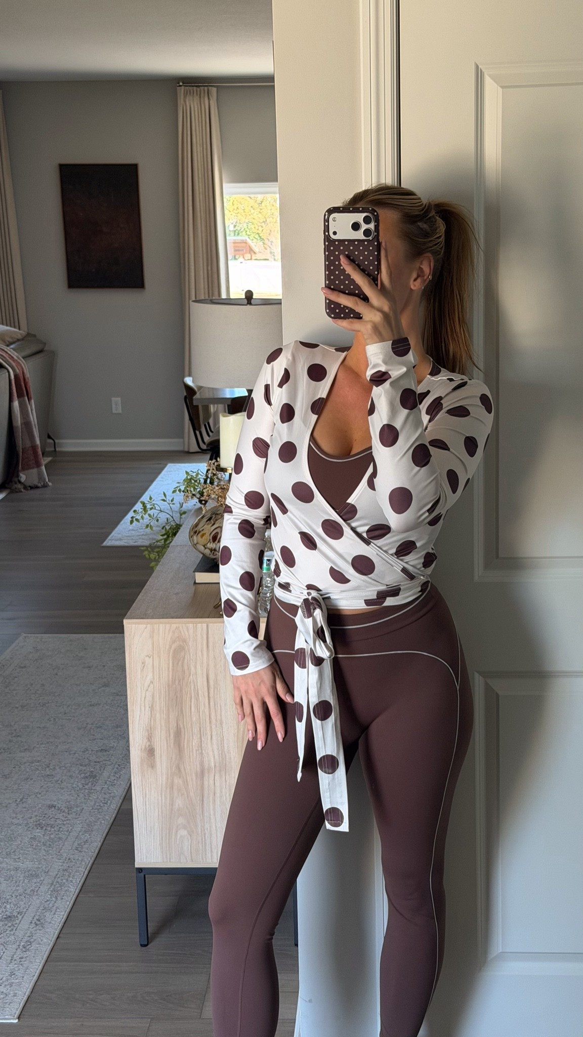 Workout set outfit size L in brown set and size M in wrap TTS for both 5’7” usually size L #pilatesoutfit #workoutset #amazonworkoutset #cuteworkoutset #amazonfinds

#LTKActive #LTKfitnessgoals #LTKootd