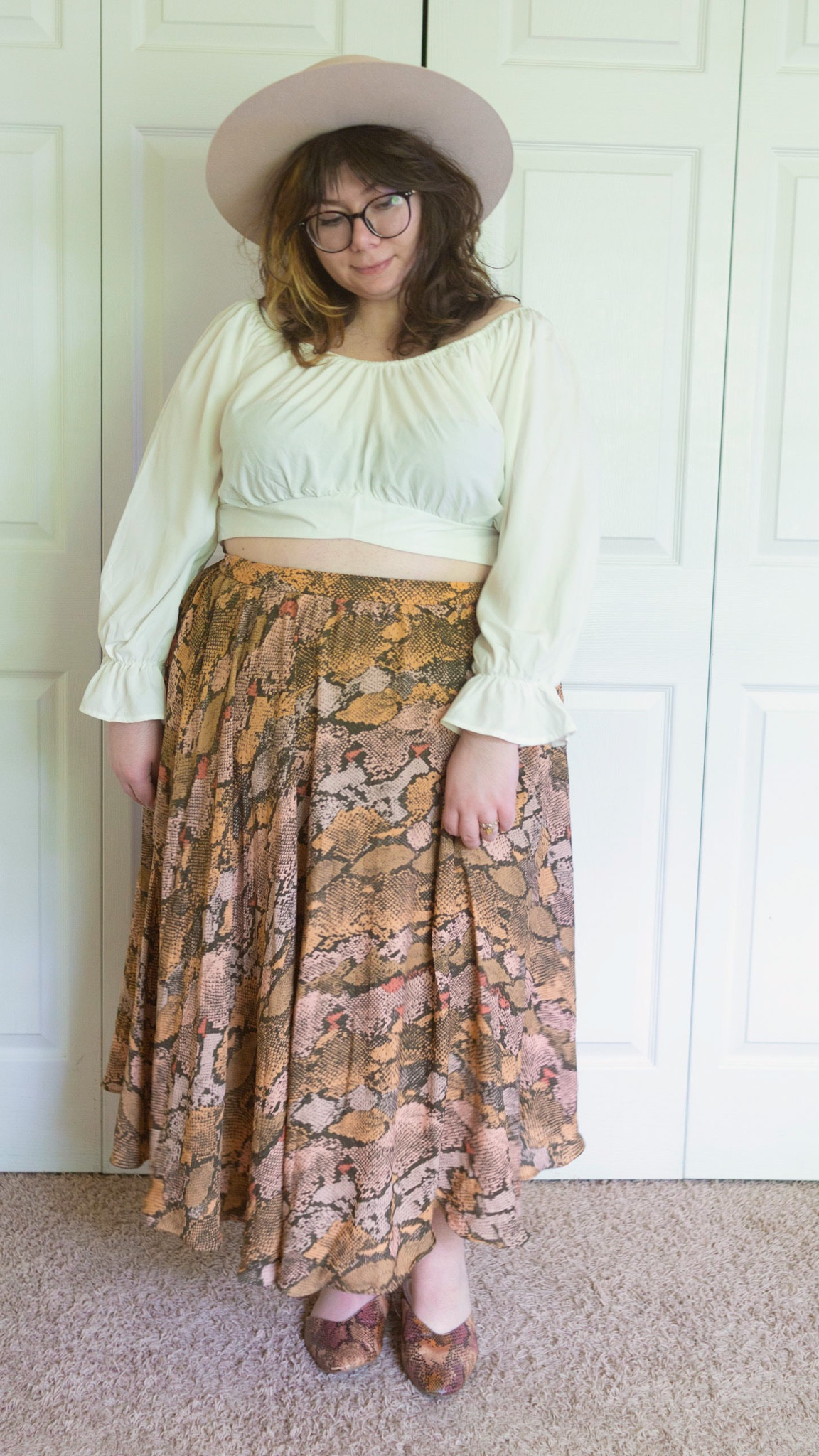 Plus size faux snake skirt outfit

#LTKstyletip #LTKSeasonal #LTKcurves