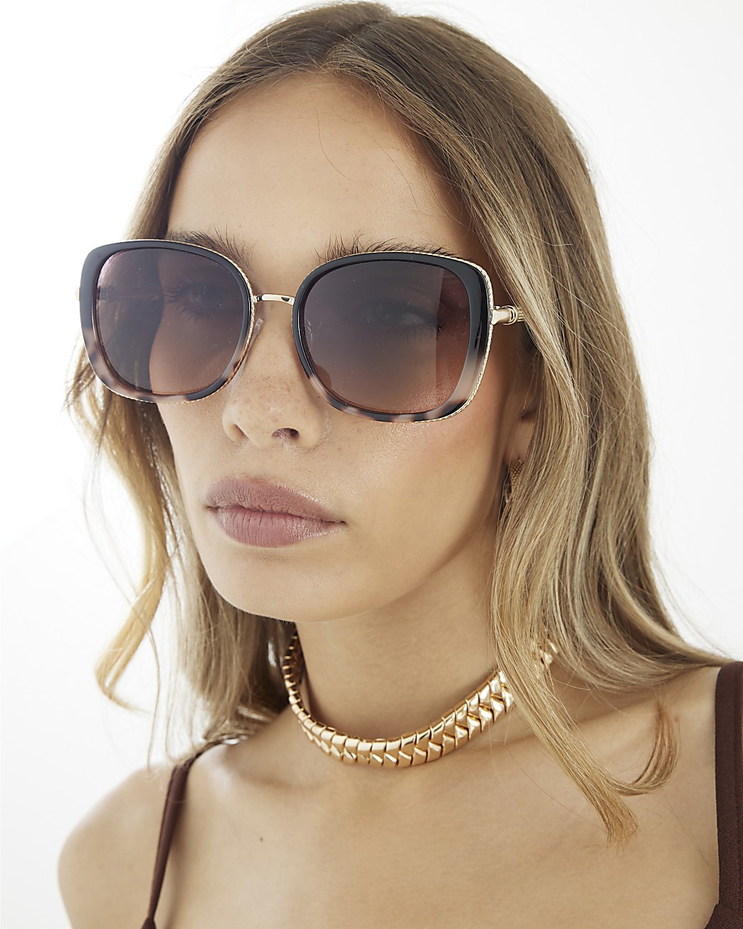 Black Round Sunglasses | River Island (UK & IE)