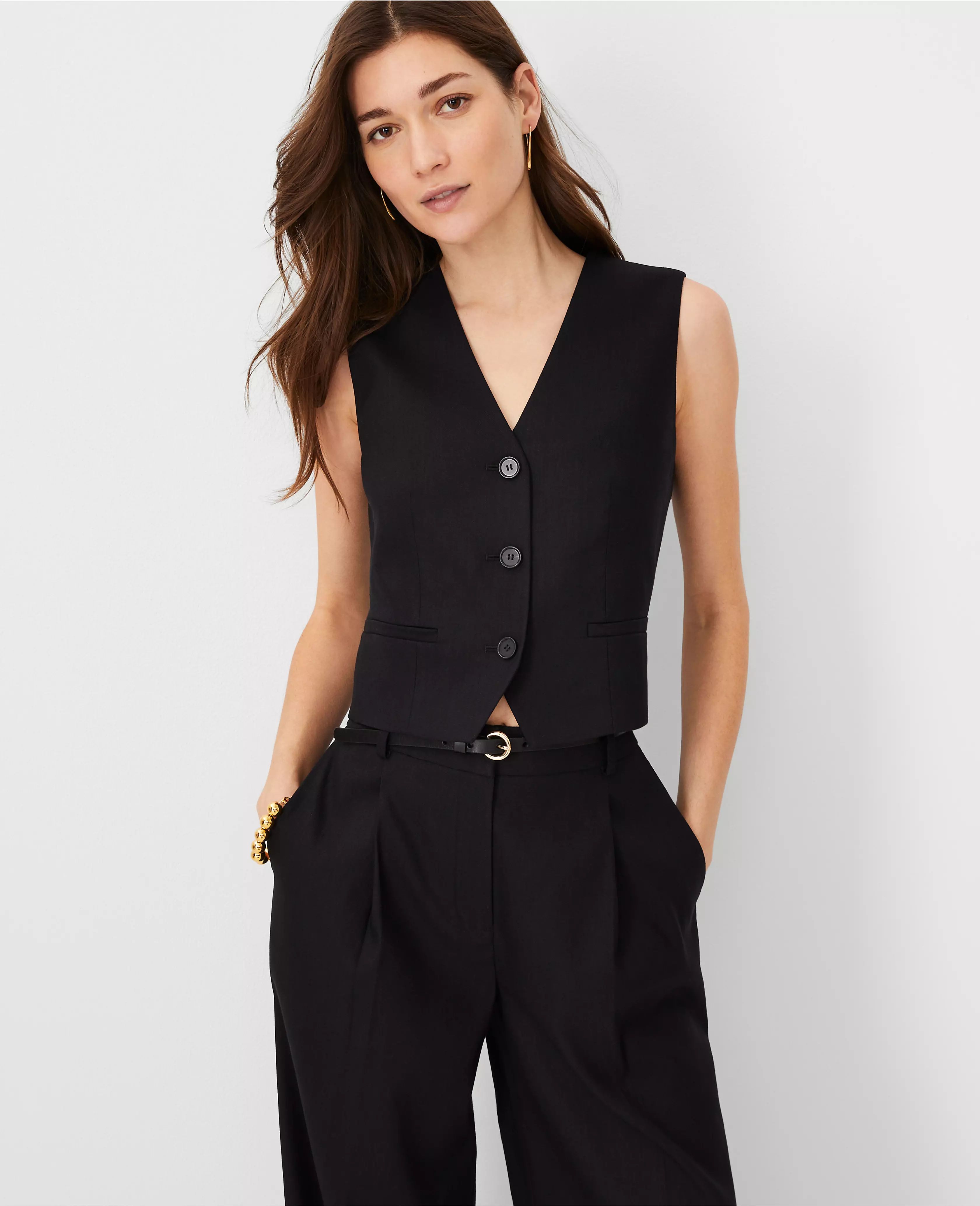 The Fitted Vest in Linen Twill | Ann Taylor (US)