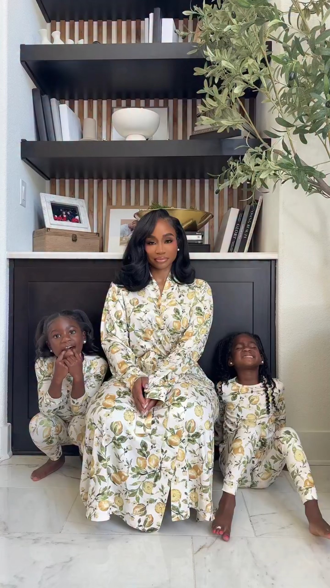 Who yall think really run the house?! 
Just take one guess 😅

#momofgirls #blackgirljoy #mommyandme #toddlermom