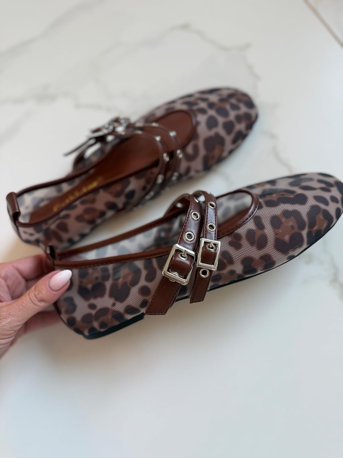These cutie flats are finally back in stock!

#LTKootd #LTKSeasonal